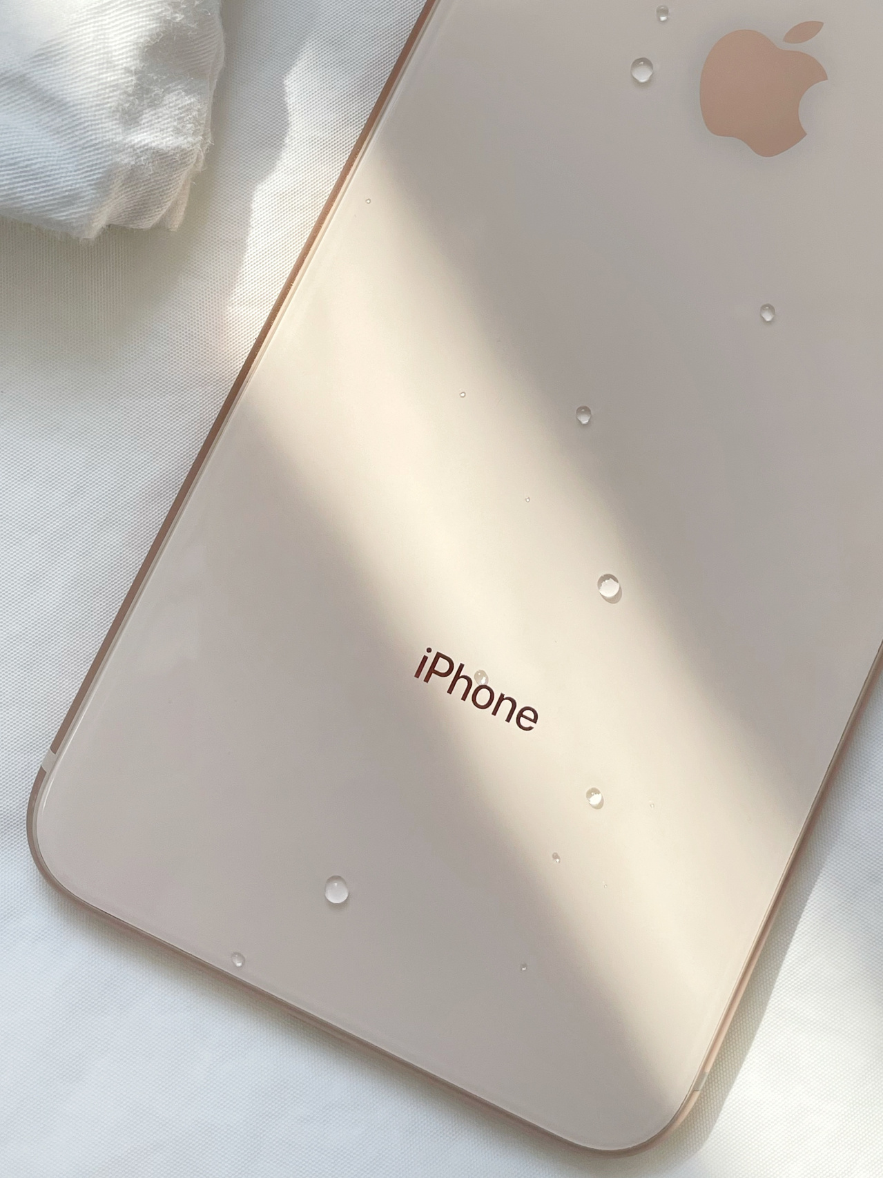 我的备用iphone8p玫瑰金百看不厌呐!