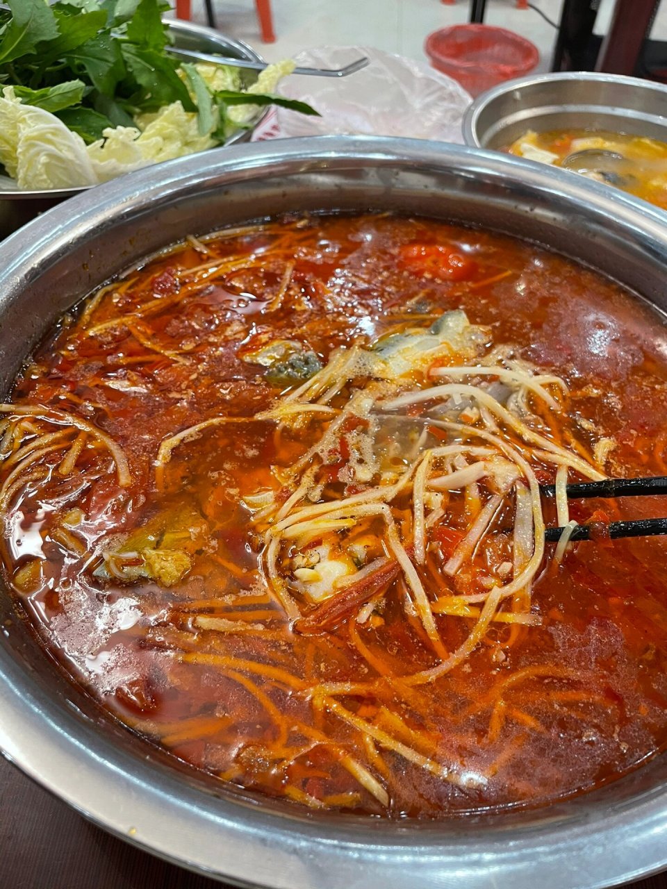 贵州兴义美食:布依酸笋鱼(非常推荐) 少数民族特色美食,非常推荐给