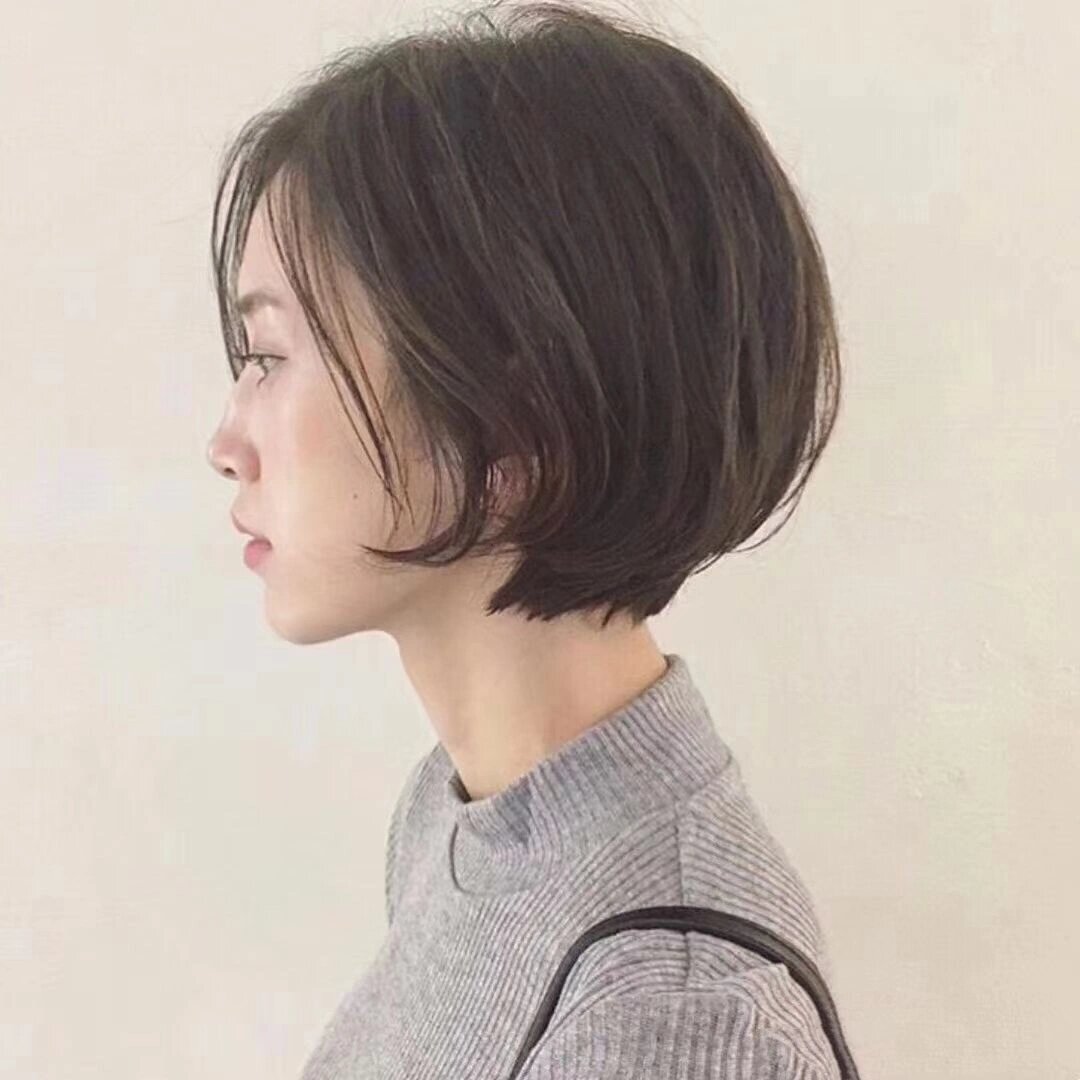 女士短发波波头