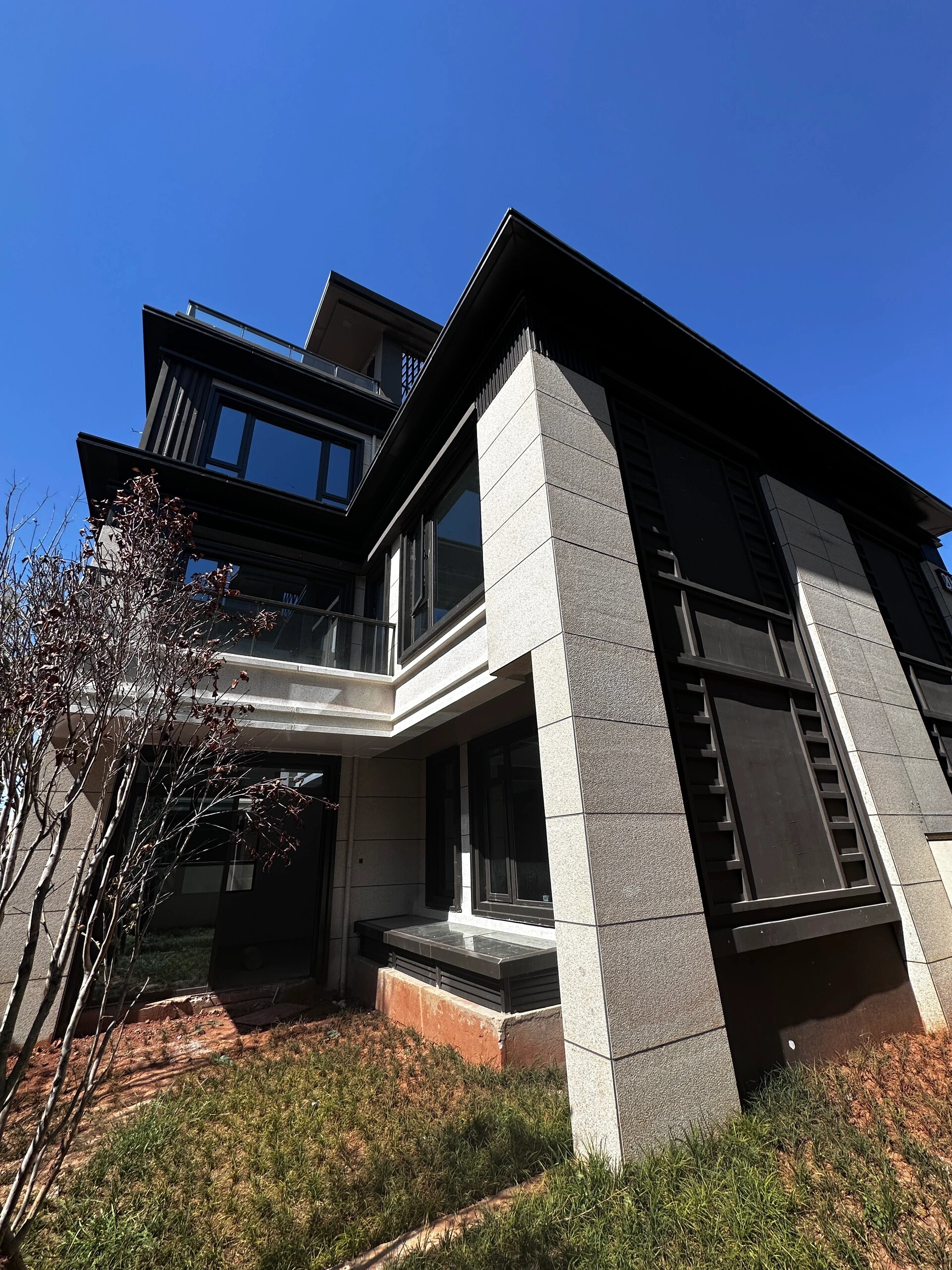 610个w入昆明滇池边绝版别墅 滇池草海边现房洋房!