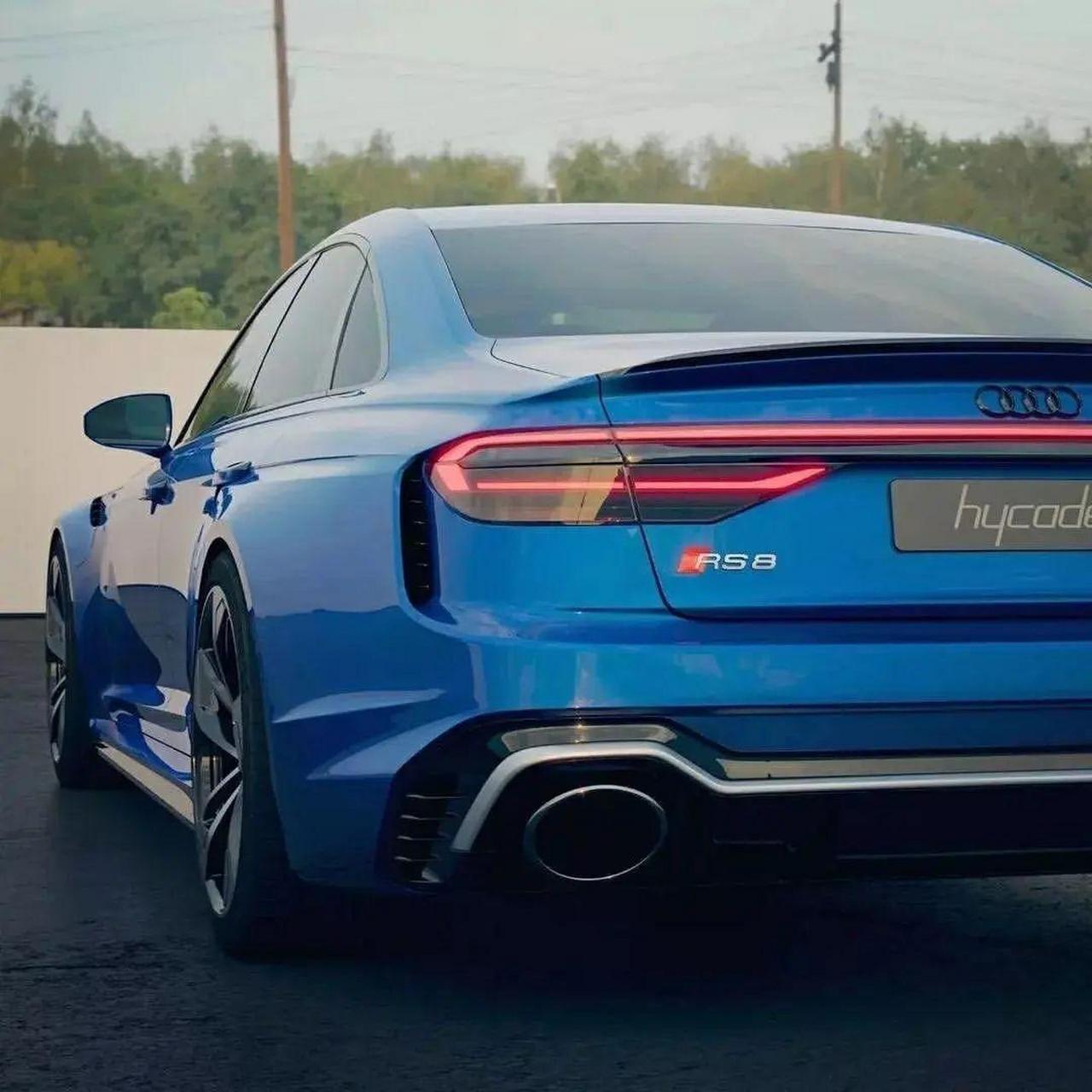 奥迪rs8, rs8的车身姿态比s8更加低矮, 具有更纯粹的运动性能, 搭载