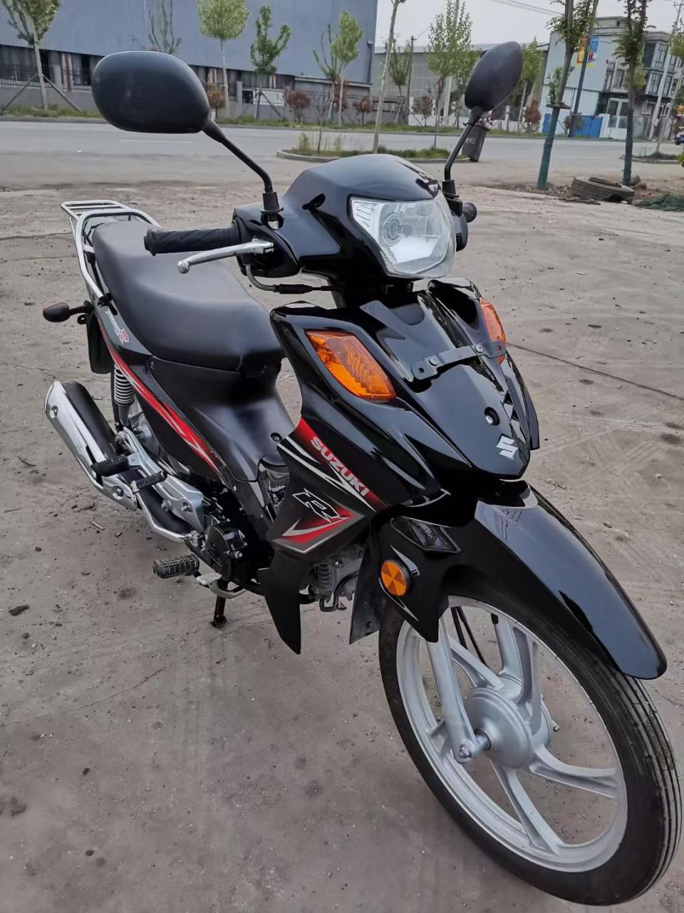 极品铃木畅迪110c摩托车