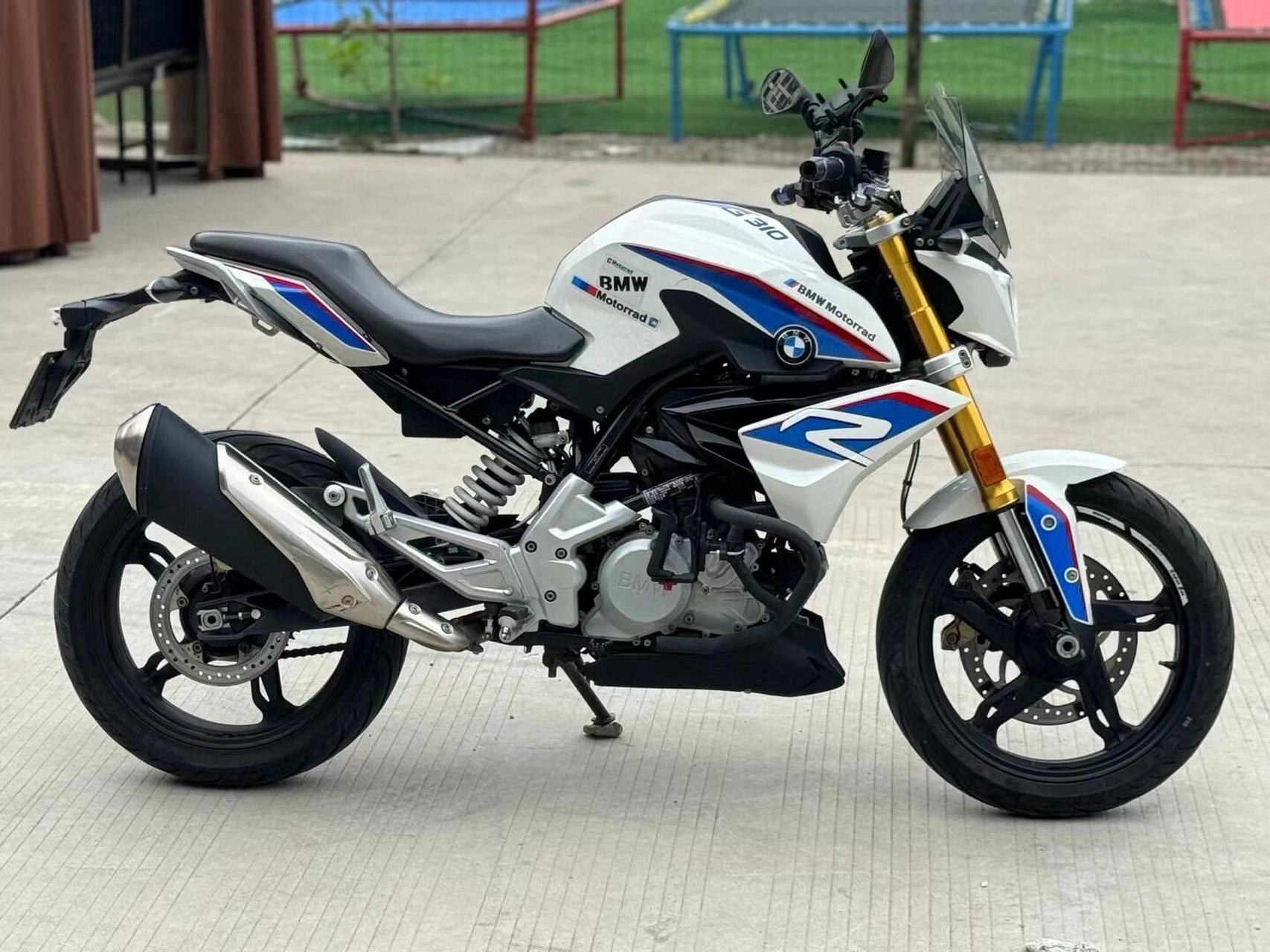 宝马g 310r摩托 一万一千多公里 已做大保养,机油,机油格,刹车油全换