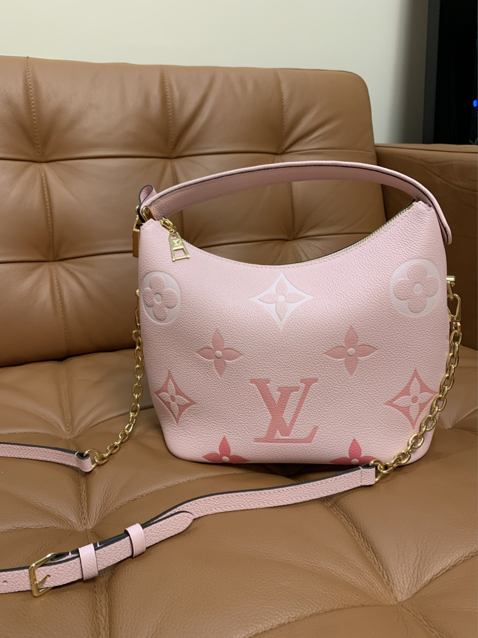 lv夏日限定99腮红粉:marshmallow便当包 2021夏日限定新款