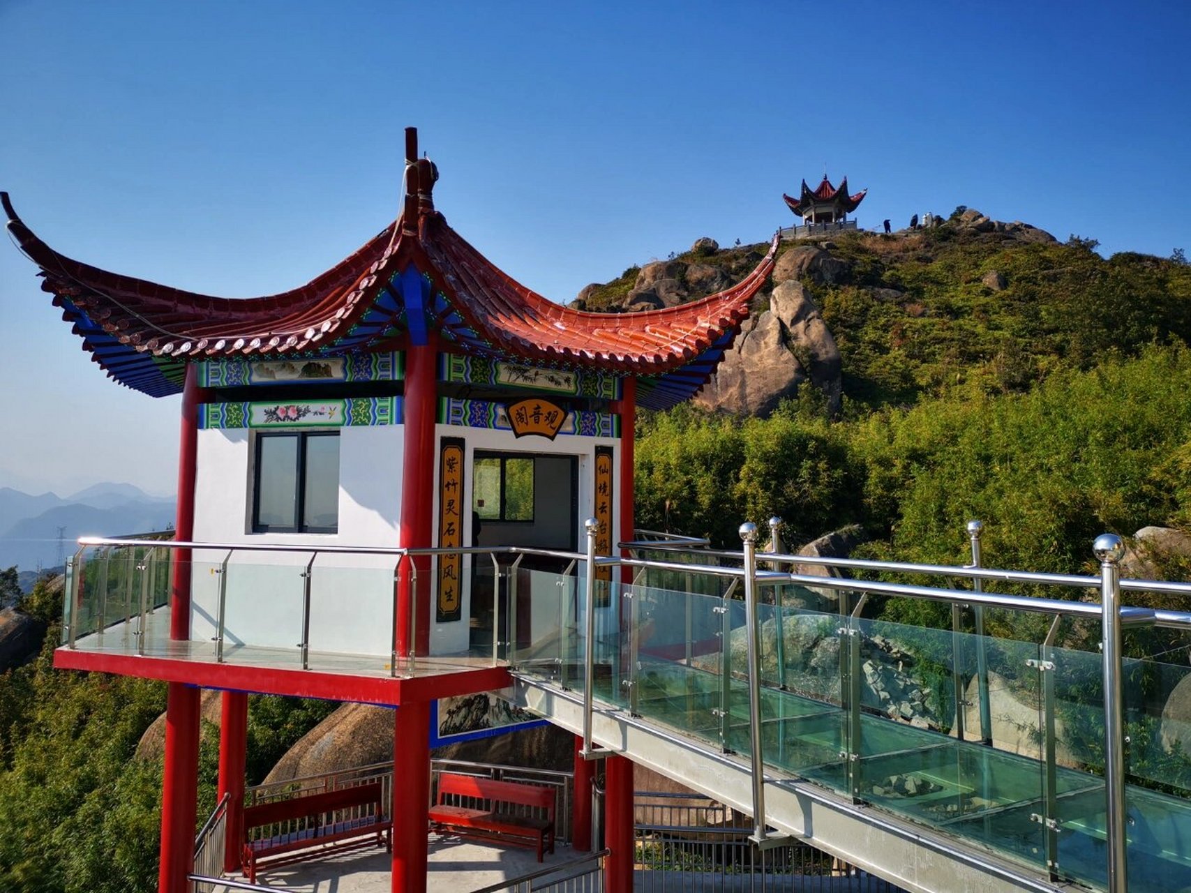 金乡云台山 云台山在苍南县金乡镇东南方,山的最高峰呈平台形状,晨晚