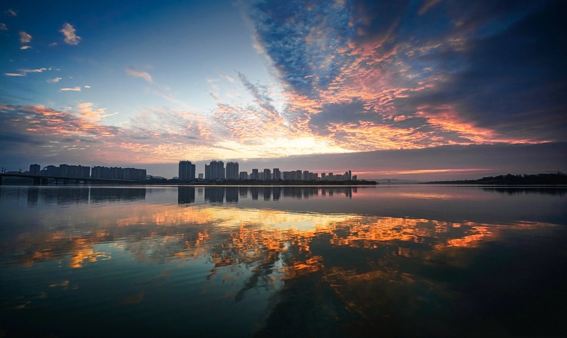 遂宁涪江河 涪江河的早晨