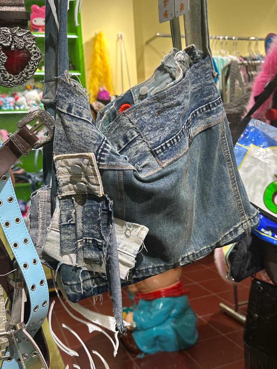 用vintage牛仔裤改造了一个斜挎包96 用古着牛仔裤remake一个包包