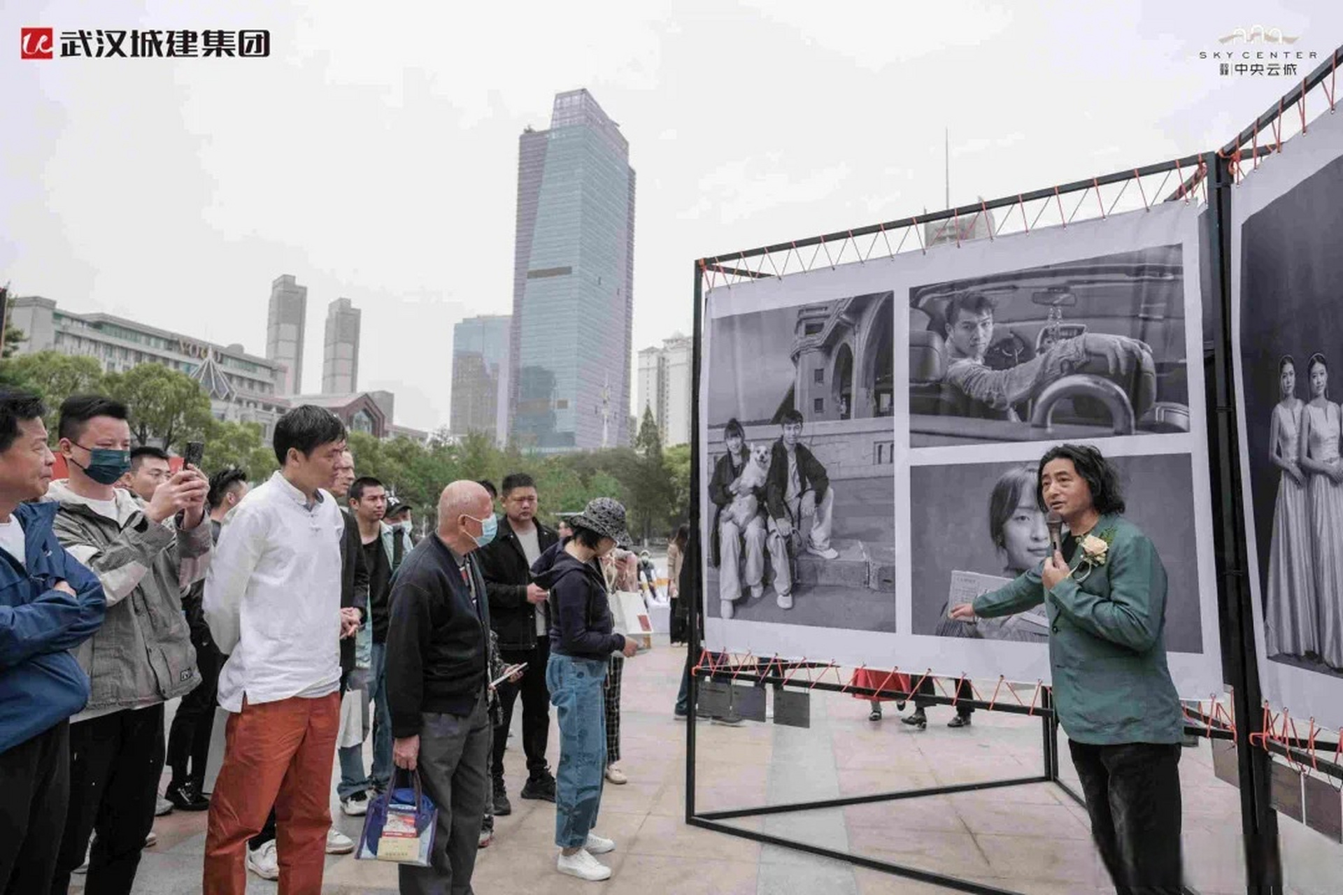 即日起至6月11日,《时代肖像·镜回武汉》肖全摄影展在昙华林人文小镇