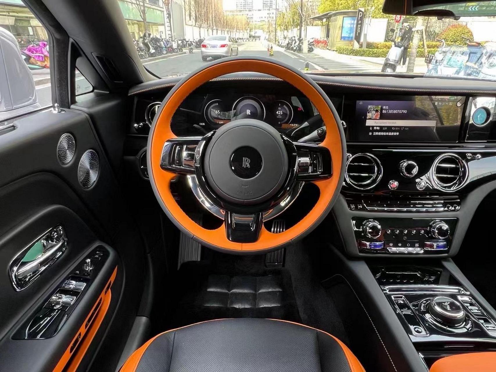 2024款劳斯莱斯02闪灵到店 包牌包税0261x万