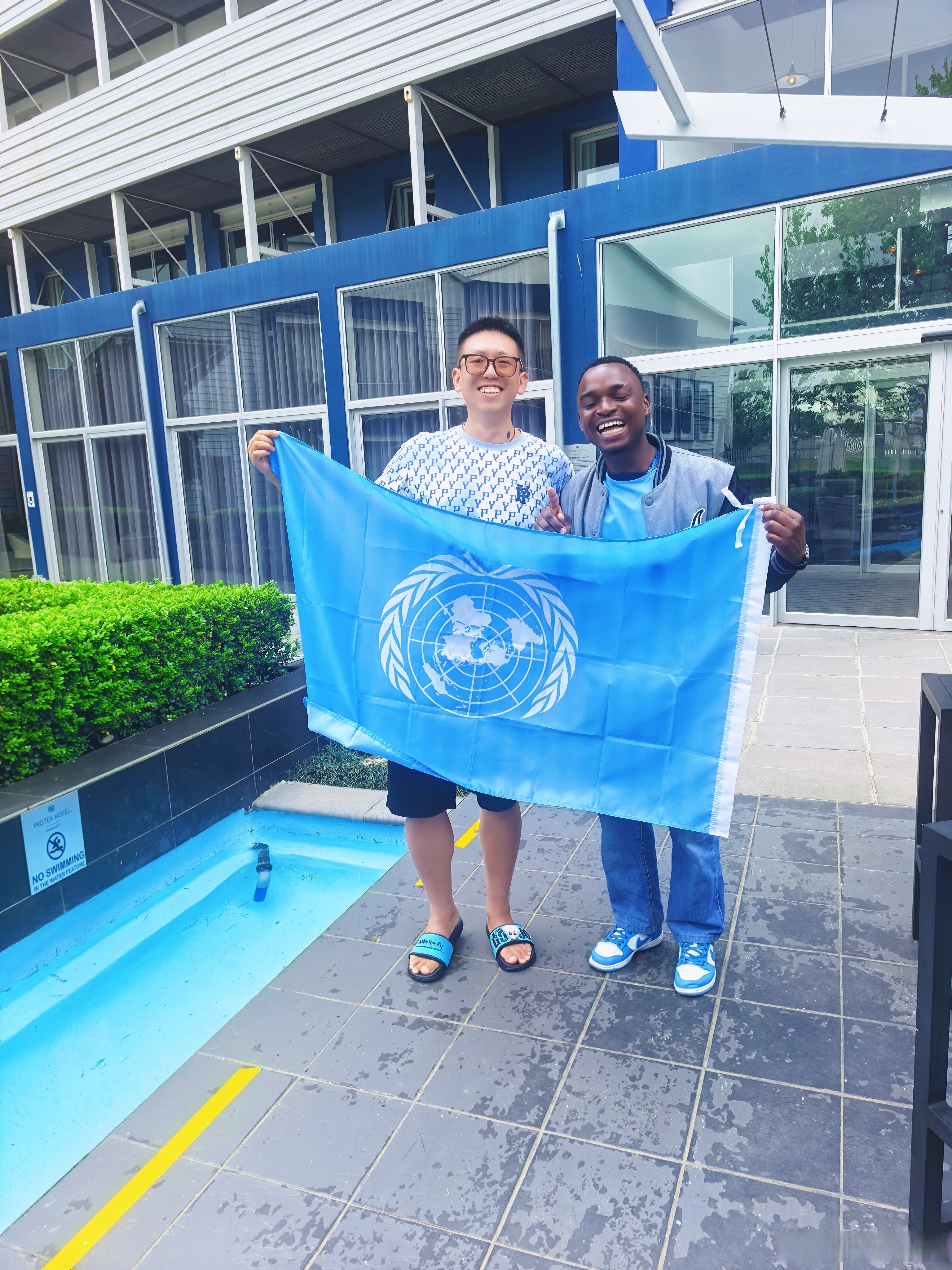 un联合国非洲总部知道我落地后 第一时间让南非的小伙伴接洽 突然觉得