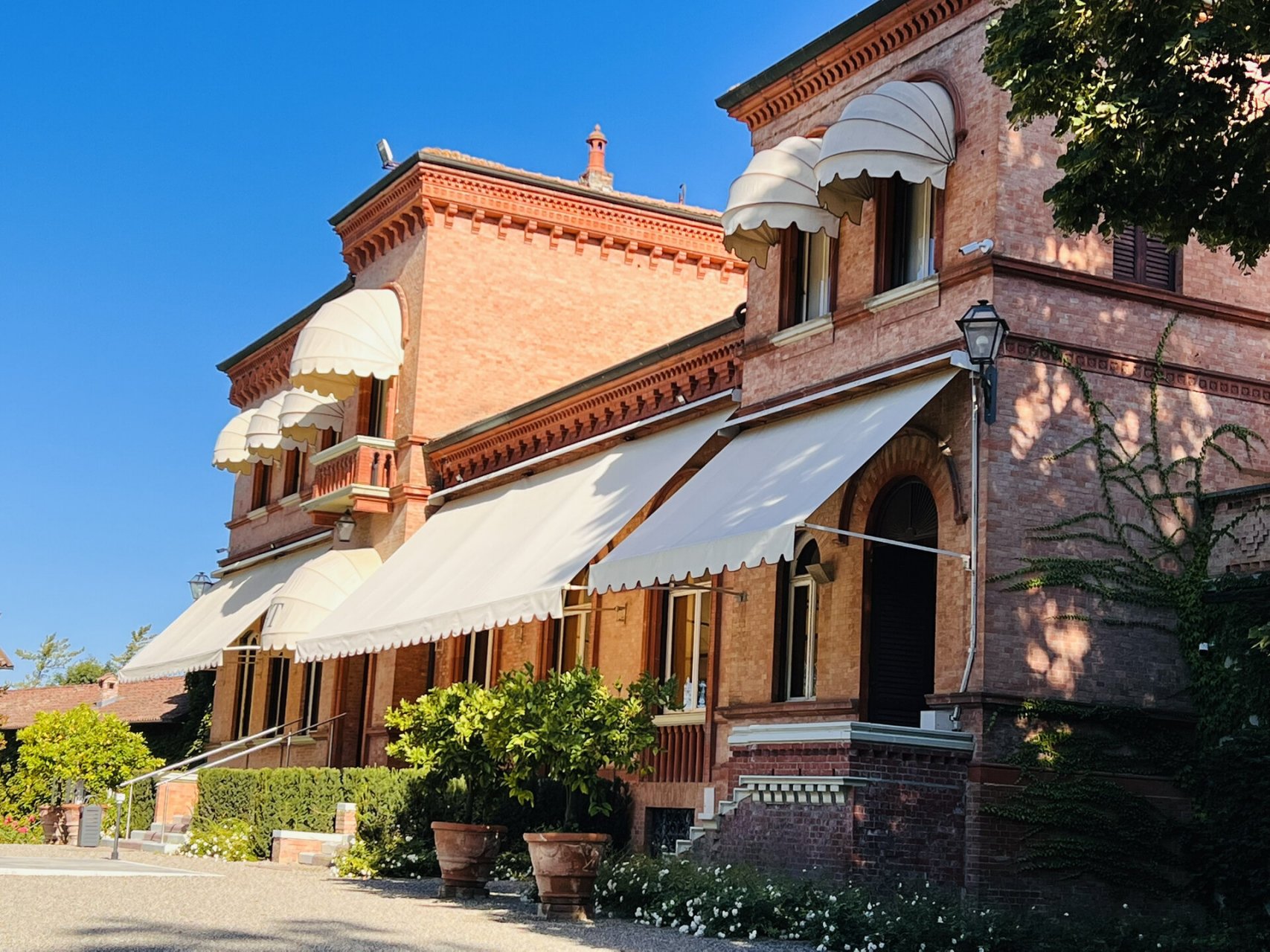 米兰古堡- villa badia 欢迎酒会 cosplay party,我们是古堡一家人