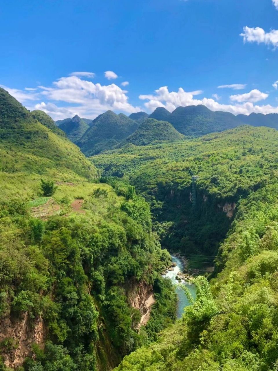 贵州避暑好去处—马岭河峡谷,附游玩攻略 90马岭河峡谷是一条在造山