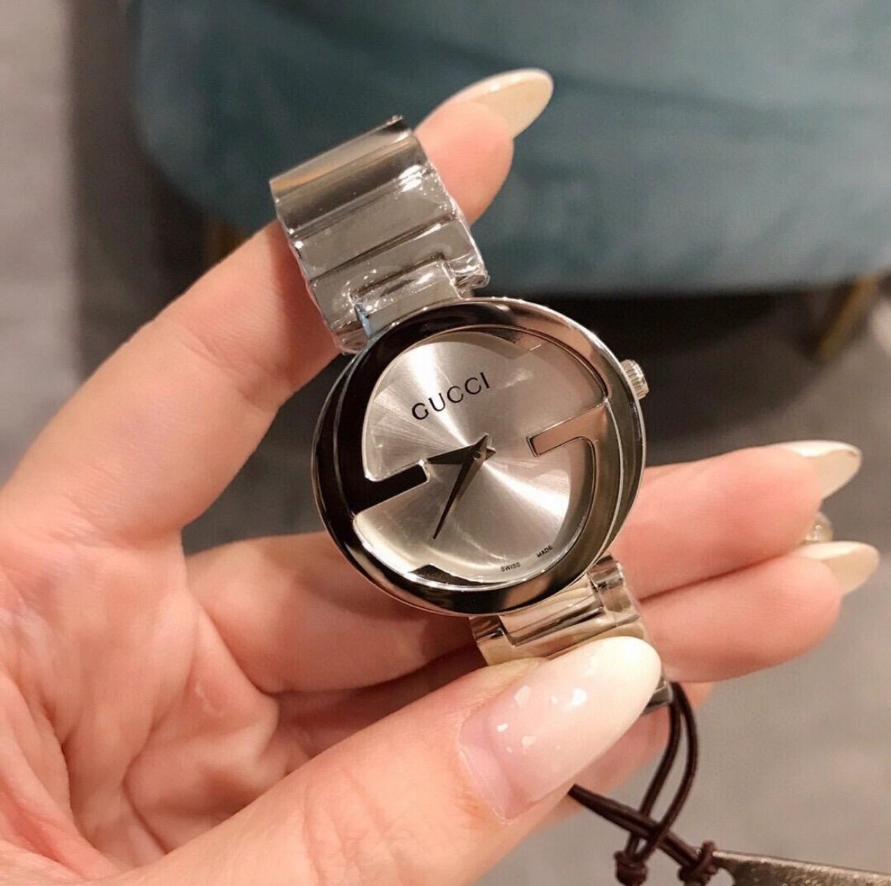 gucci古奇石英手表全智贤同款手表60 gucci古驰是意大利殿堂级别