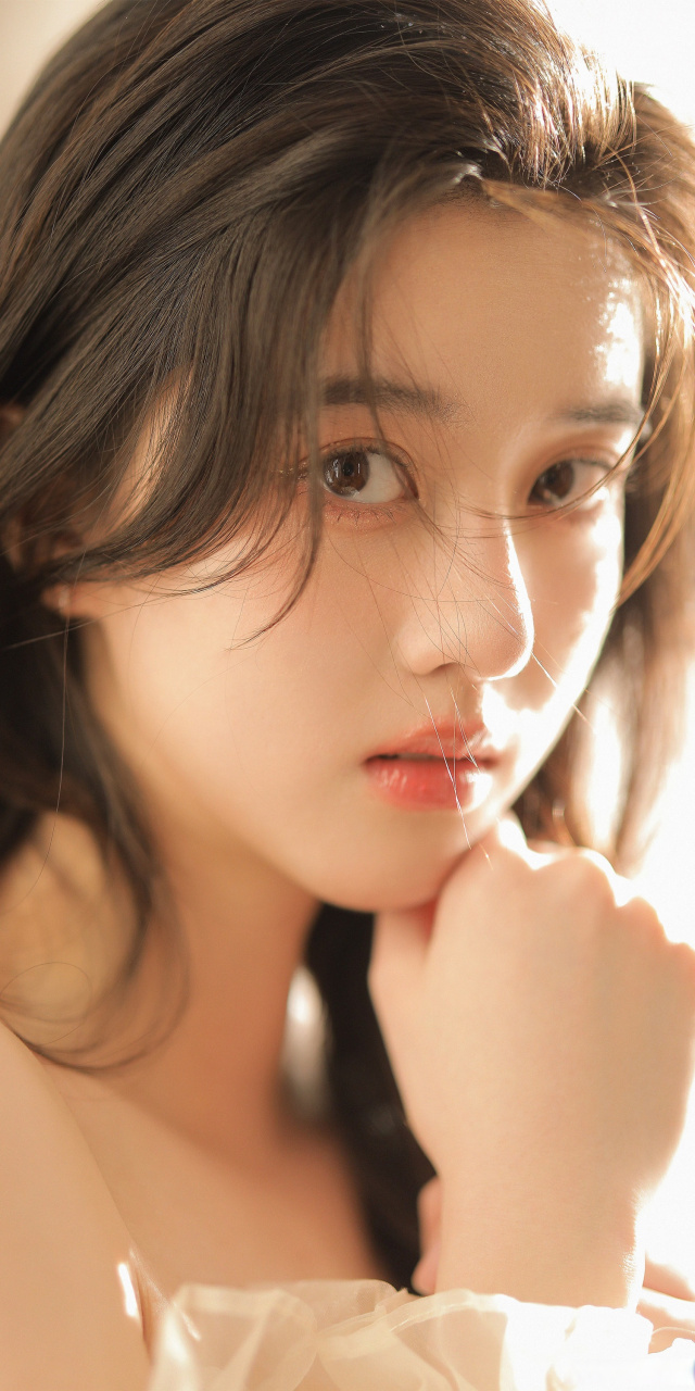 李凯馨轻纱朦胧唯美少女感壁纸