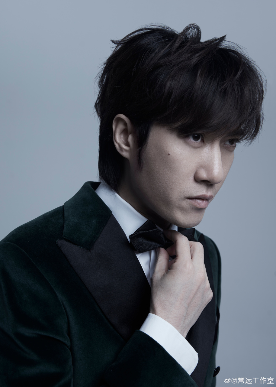 常远# 抖了抖相册[喵喵]发送两张高清明信片