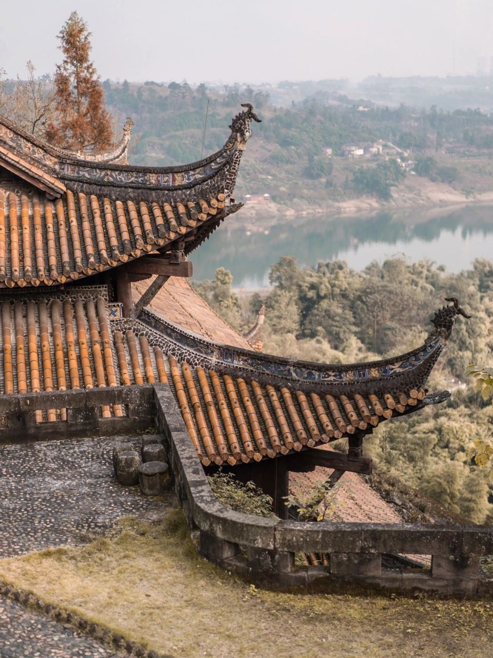 重庆涞滩古镇|周末来逛红墙,大佛,古城墙   - 涞滩古镇位于重庆市