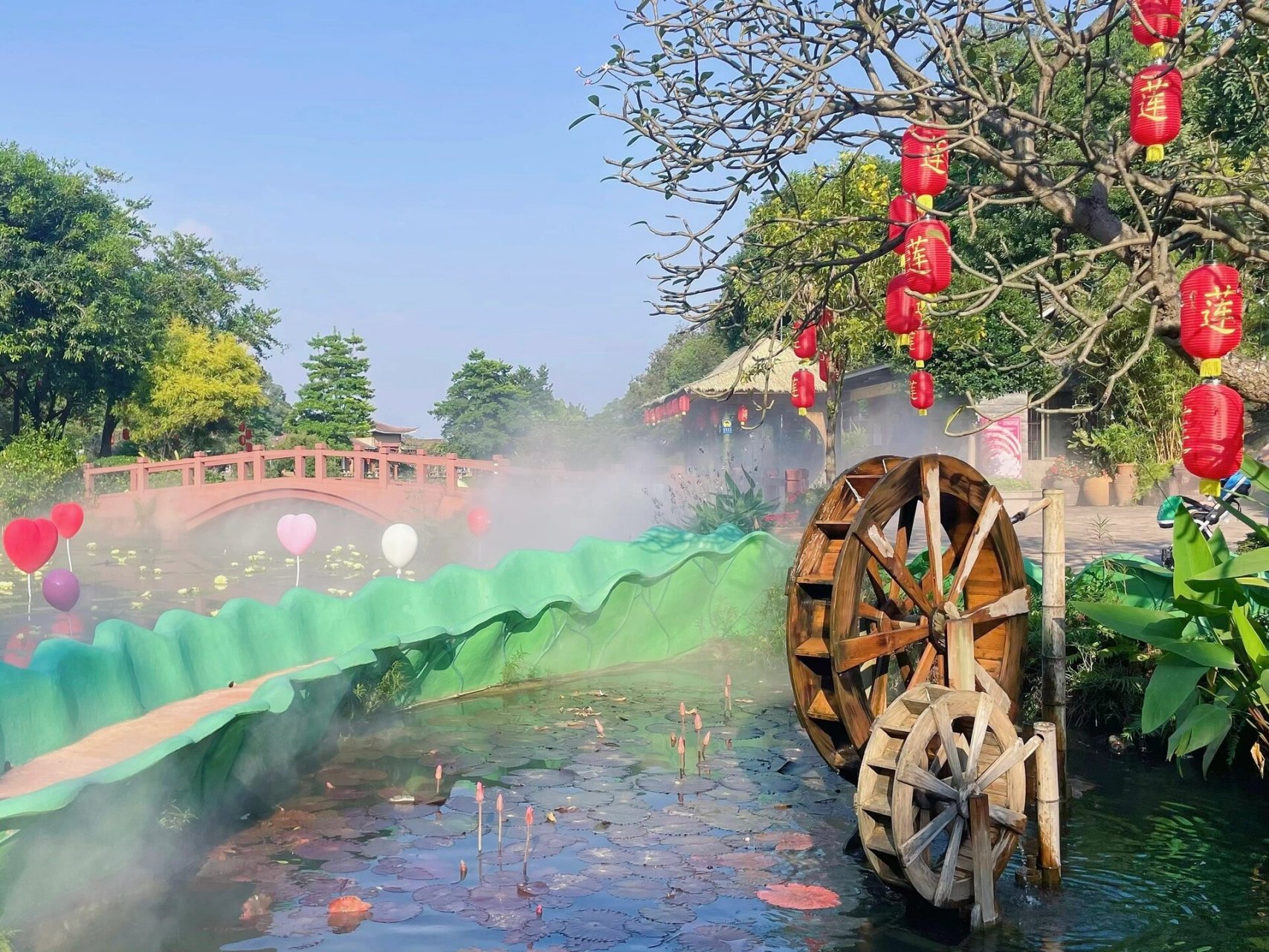 广州市番禺莲花山寺庙图片