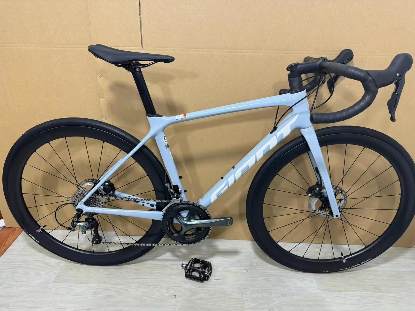 捷安特tcr adv3 disc公路车 全碳纤维车架,桶轴 碟刹 禧玛诺tiagra