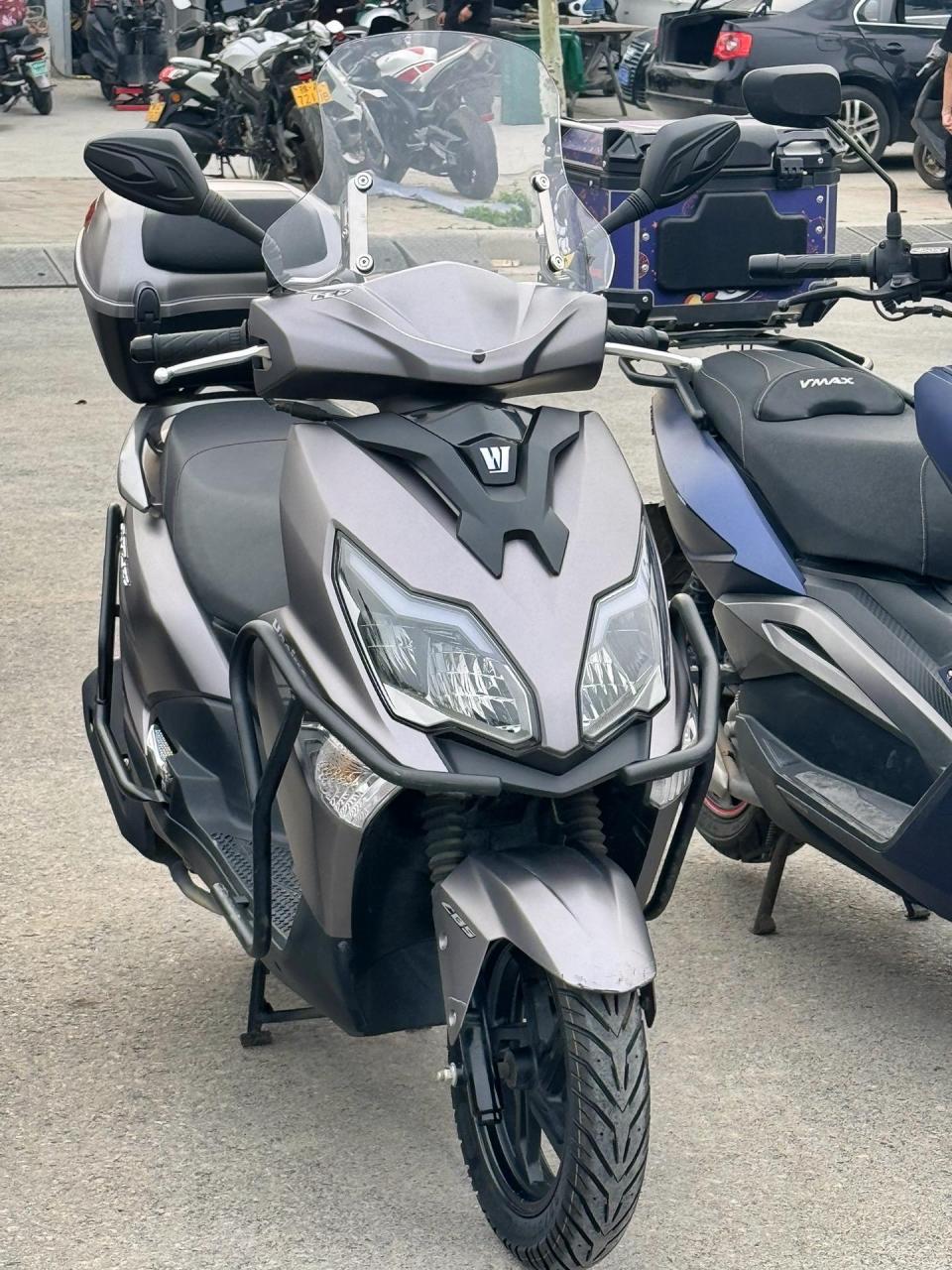 郑州踏板摩托车.豪爵afr125 豪爵