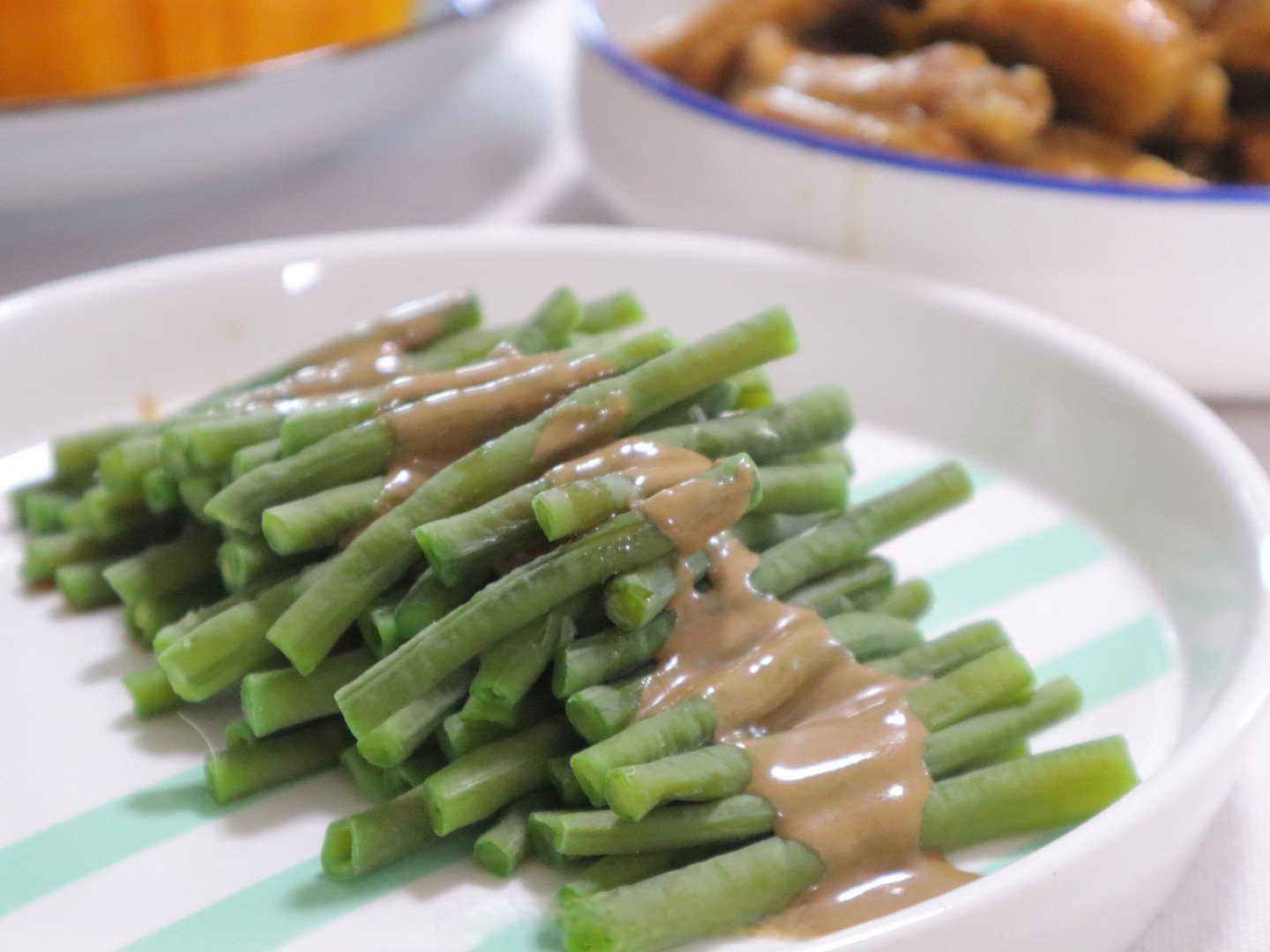 参加完成长礼,直接带回来了,这就基本上约等于放假