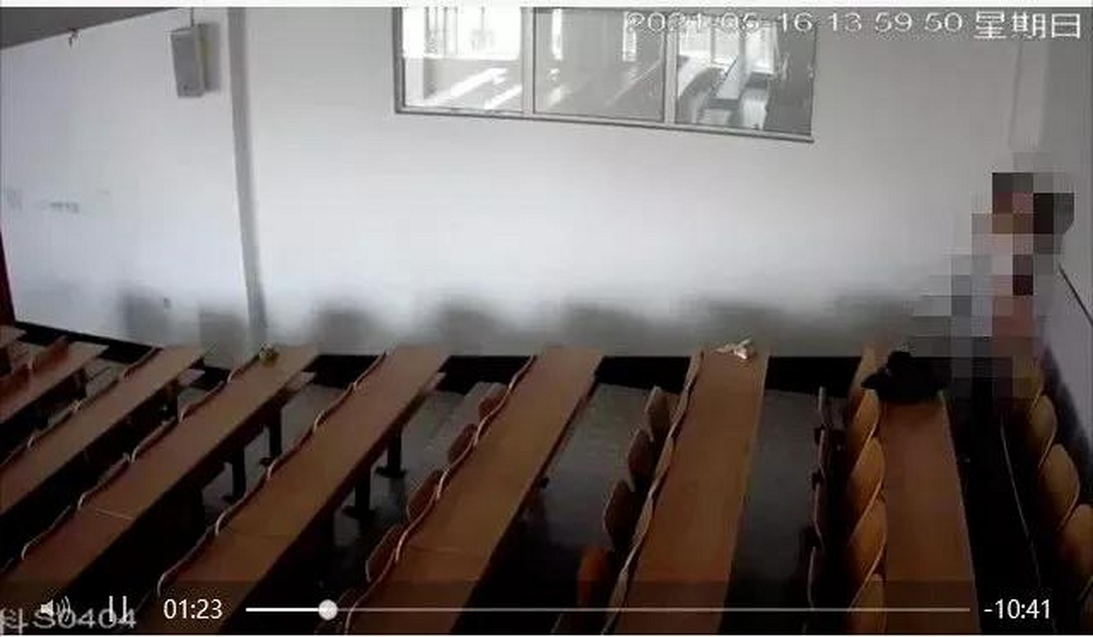 最近又来了一个大瓜,主角是黑龙江科技大学的两位学生,因为一个12分钟