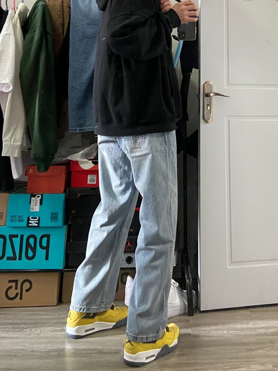 90:gtrg旗舰店 aj4电母都可以搭,这条裤子怎么可能不百搭[偷笑] #好