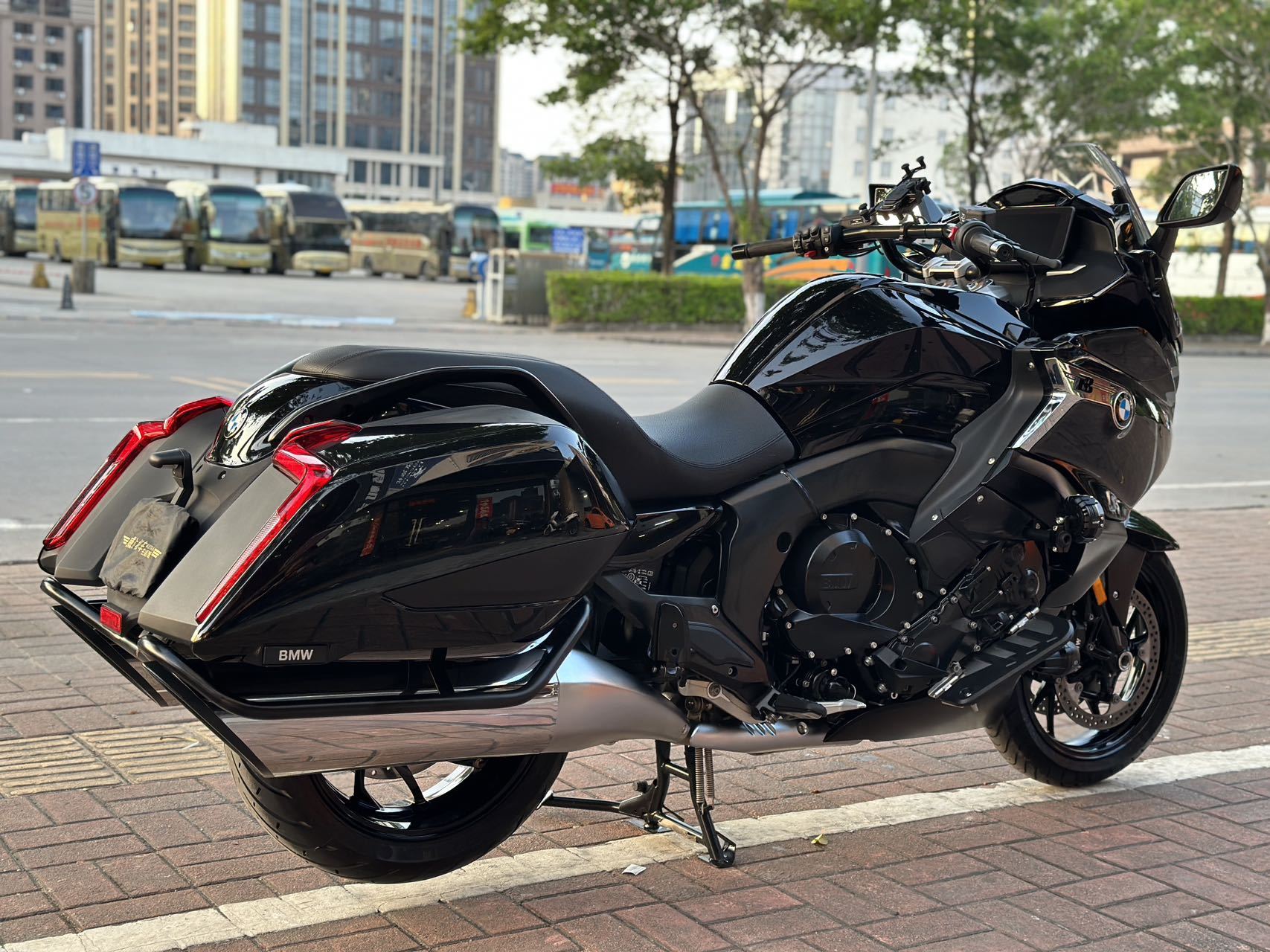 2023年5月上牌大贸宝马k1600b新款大屏,一手户6800公里精品车况,加装