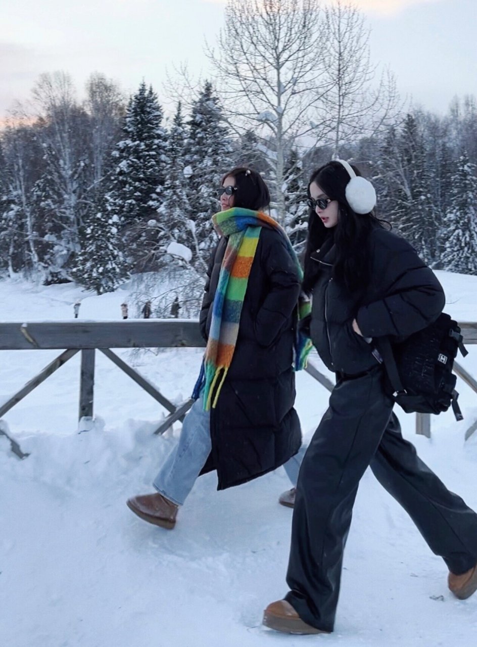 雪景拍照pose91雪天氛围感照片简单不重样 新疆的雪景真的太美啦