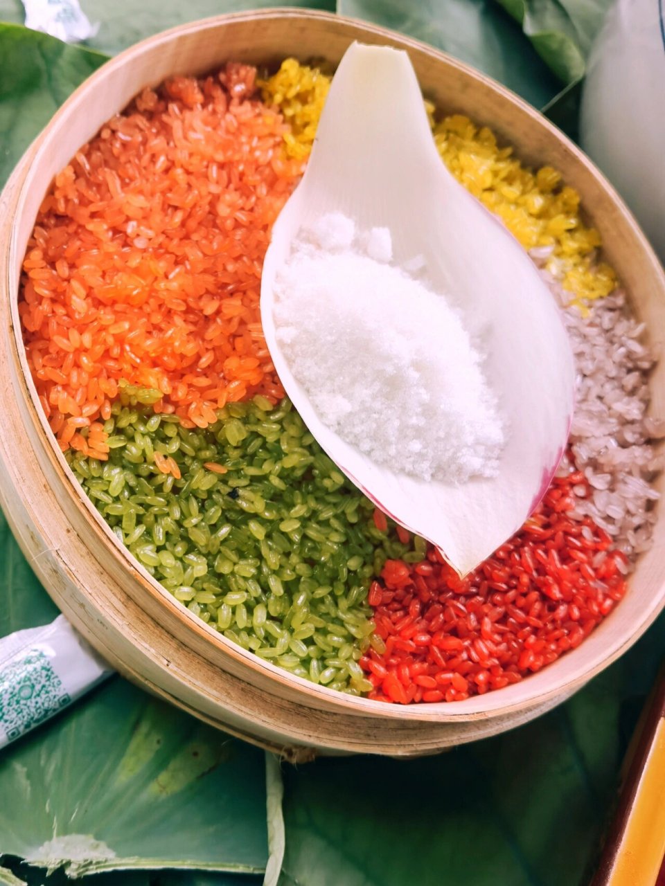 普者黑美食之——荷花宴 云南丘北县的普者黑,万亩荷花吸引着无数游人
