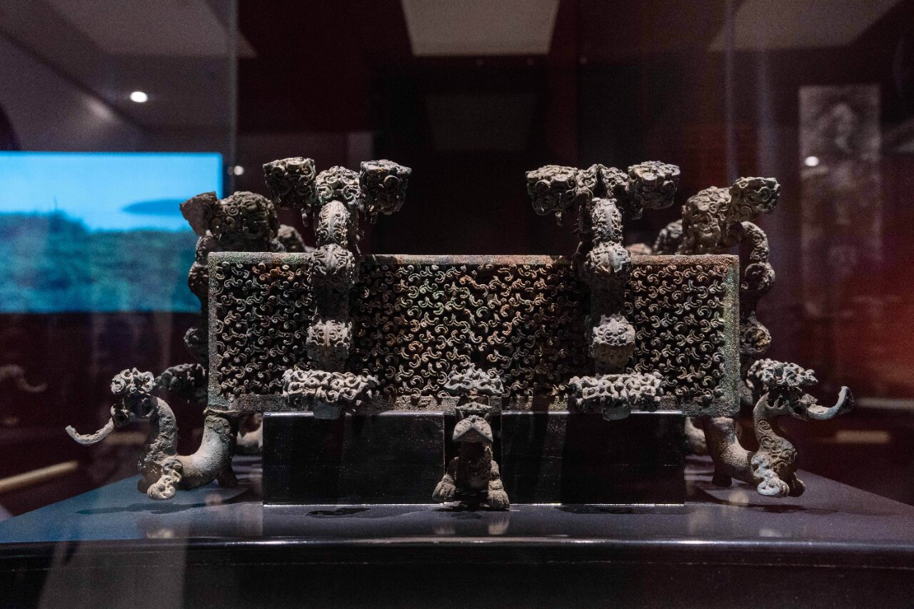 河南博物院藏 云纹铜禁 镇馆之宝之一