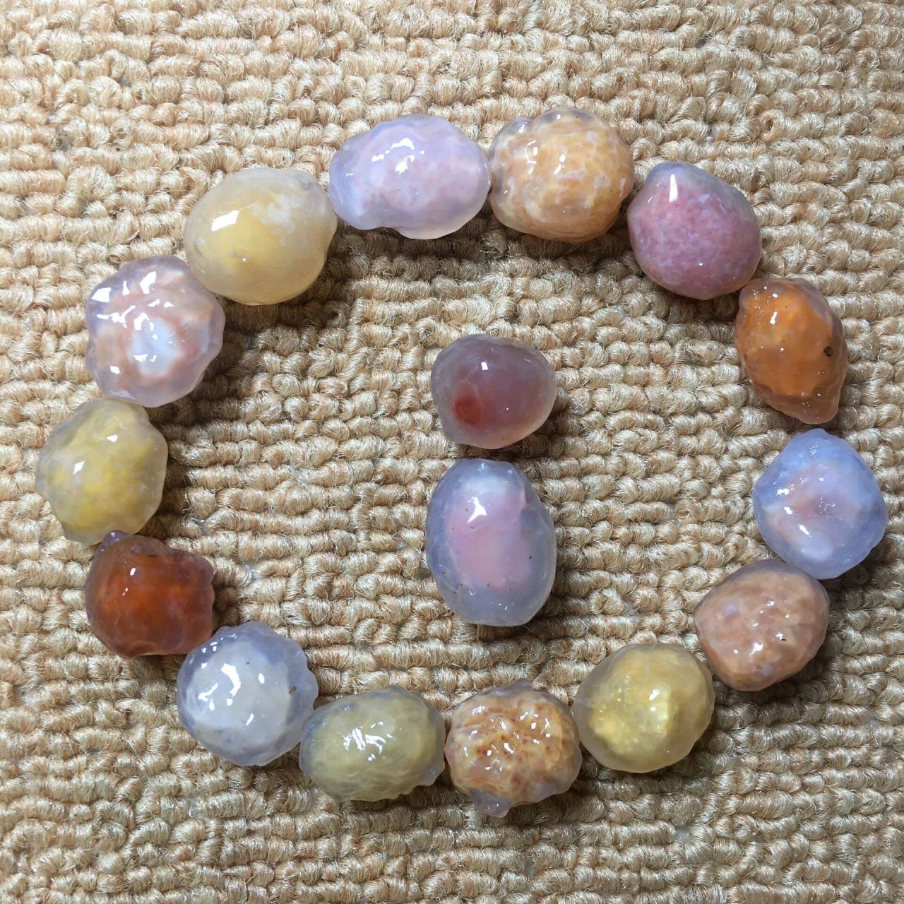 内蒙古阿拉善戈壁玛瑙 糖心手串 哈喽!