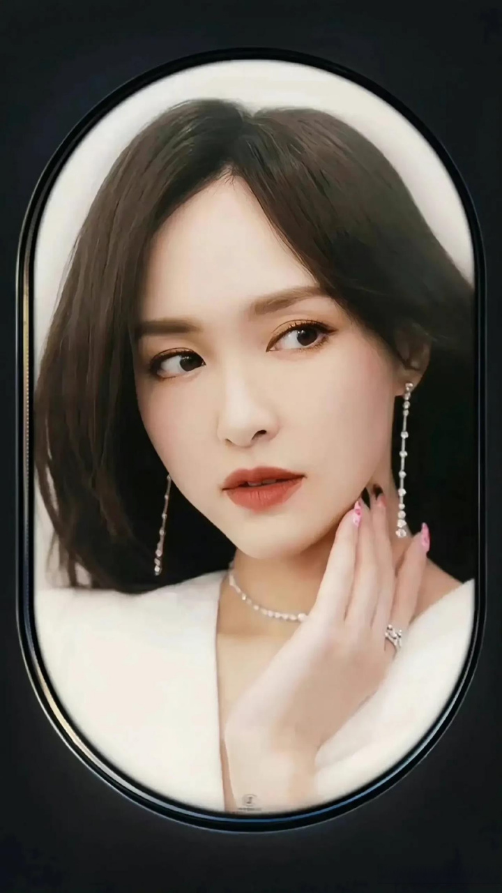 出图出图 眼睛眨呀眨 还是你让我看进了心里 爱你