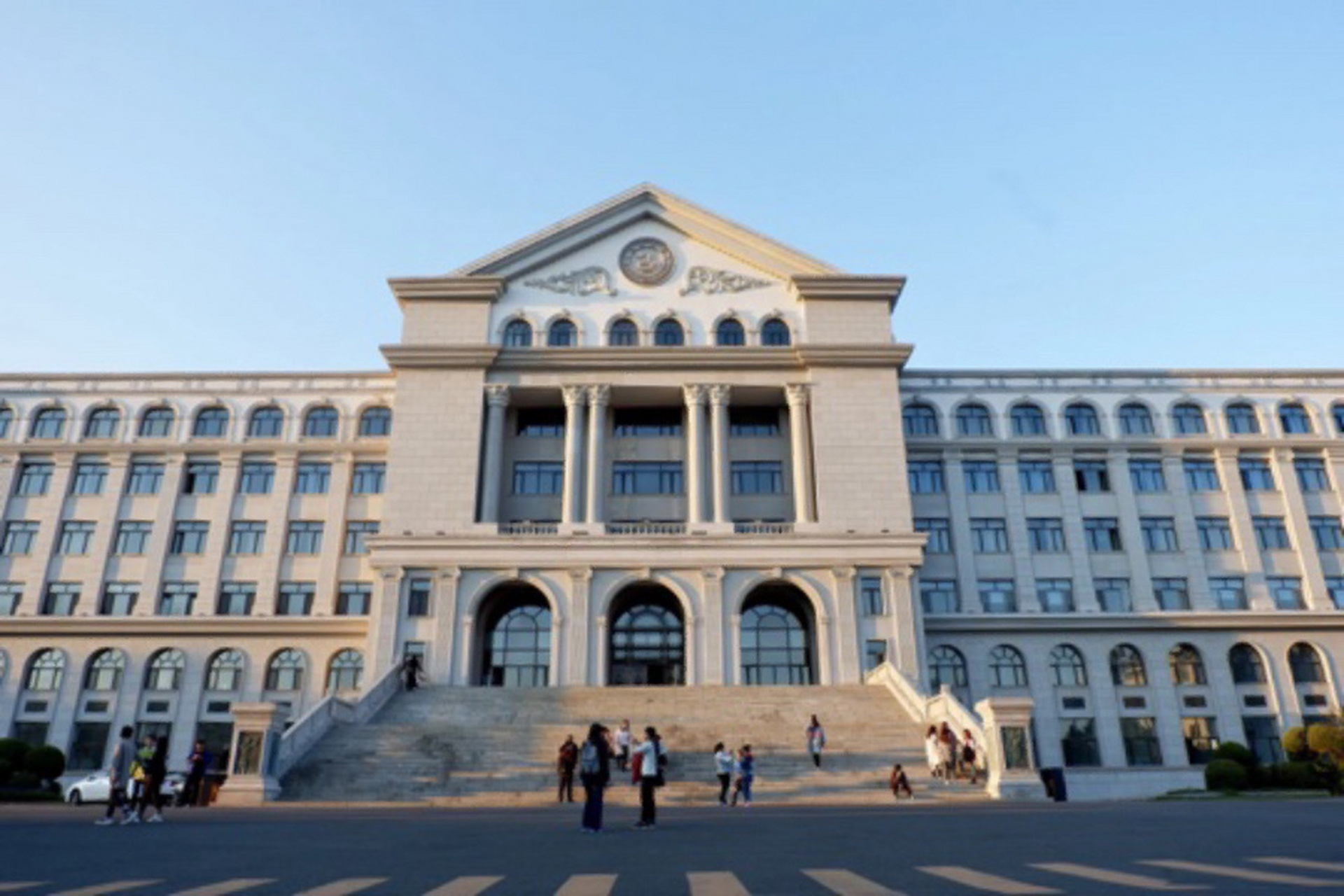 延吉旅行|延边大学可以进去参观吗 明天准备去延吉玩啦 有没有当地的