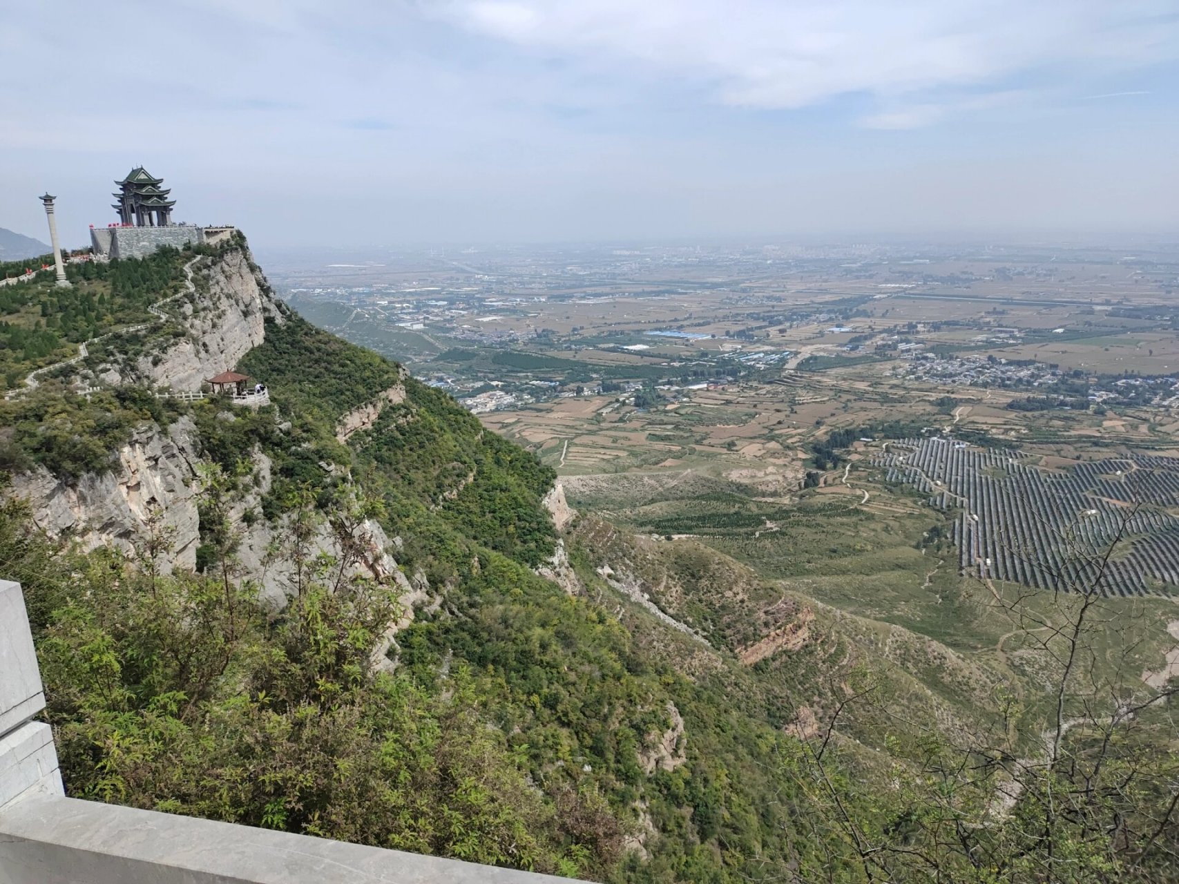 国庆鹤壁云梦山自驾游～ 云梦山一日游,今天的人出乎意料的少～秋高气