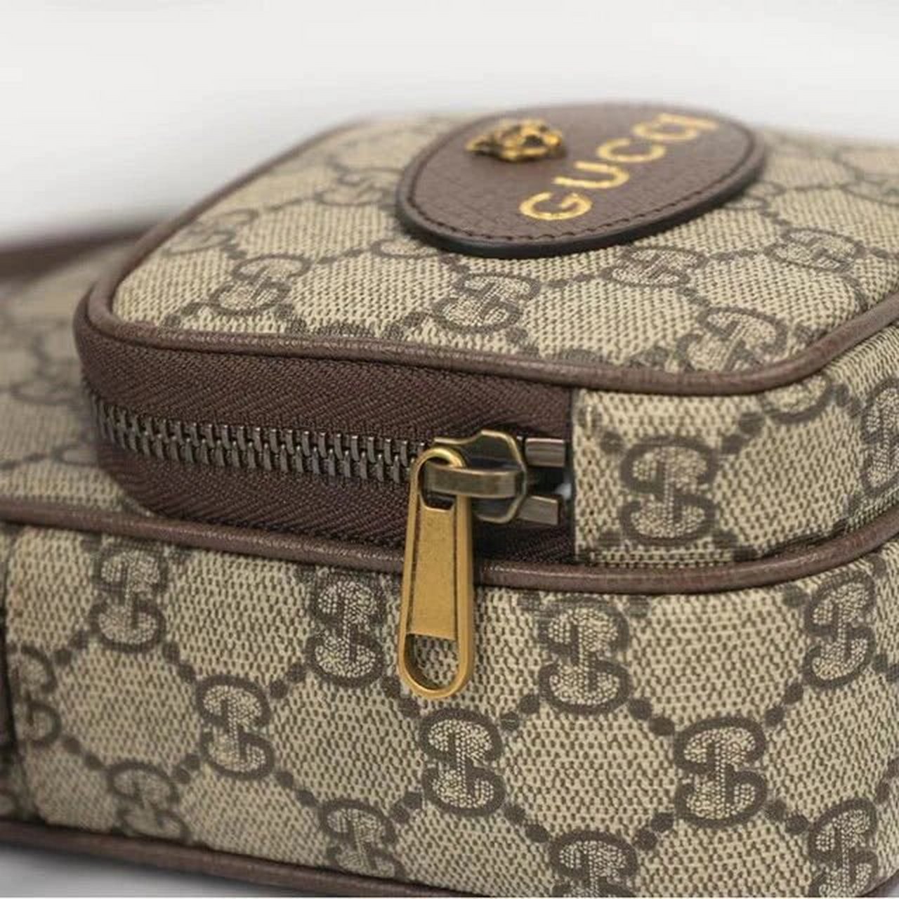 古驰 虎头迷你斜挎包 (进口) 古驰(gucci) 虎头迷你老花logo斜跨包