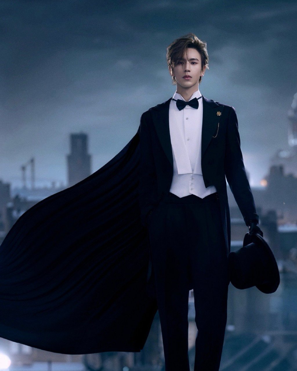 橘子早安趴# 夜礼服假面张凌赫超话