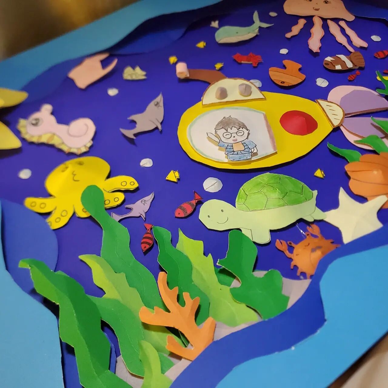 纸浮雕《海底世界》