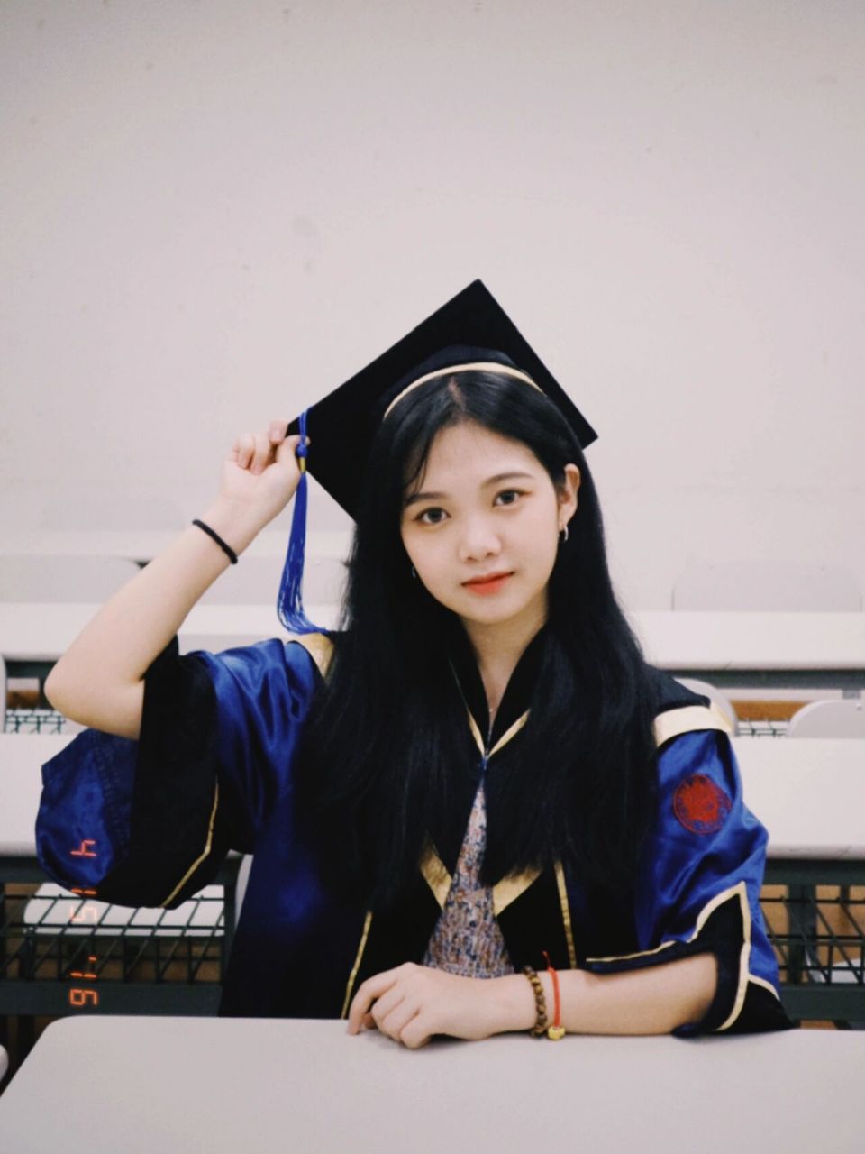 学士服|深圳大学毕业照 终于还是毕业了,赶在离校前拍了几套写真,也算
