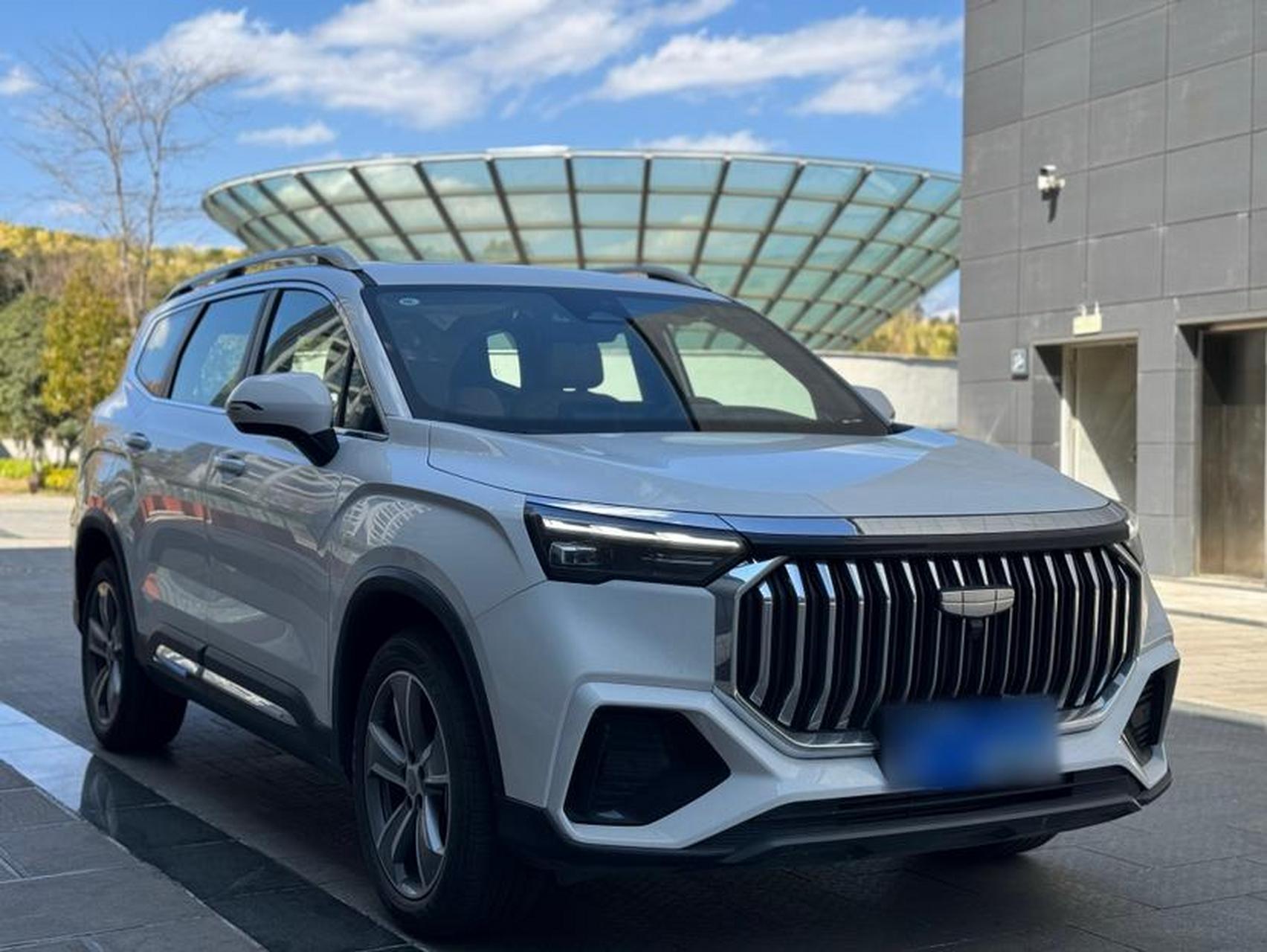 新到23年10月吉利豪越l 2.