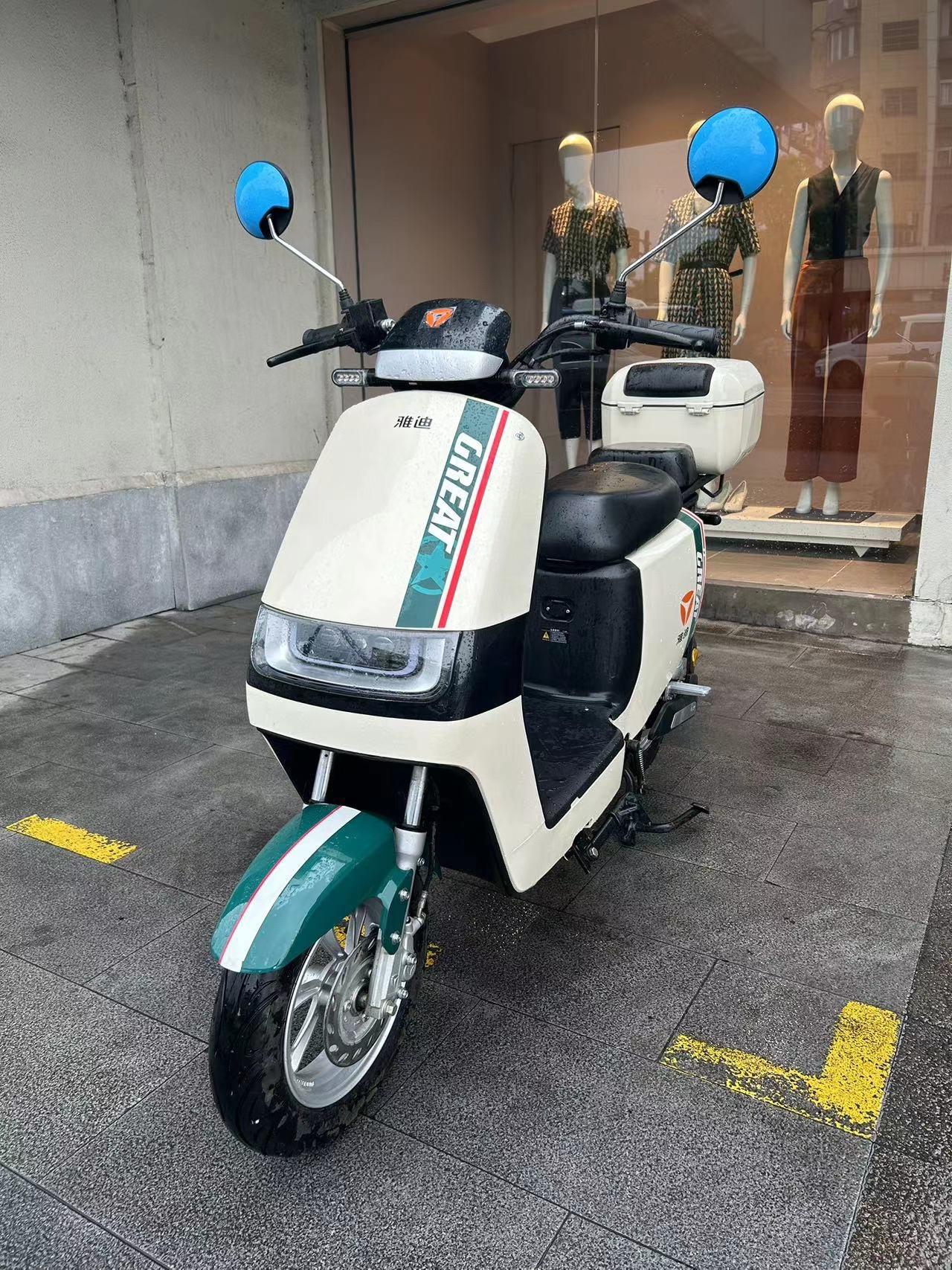 雅迪电动车.新国标雅迪欧速电动车2399 锂电池,质保2