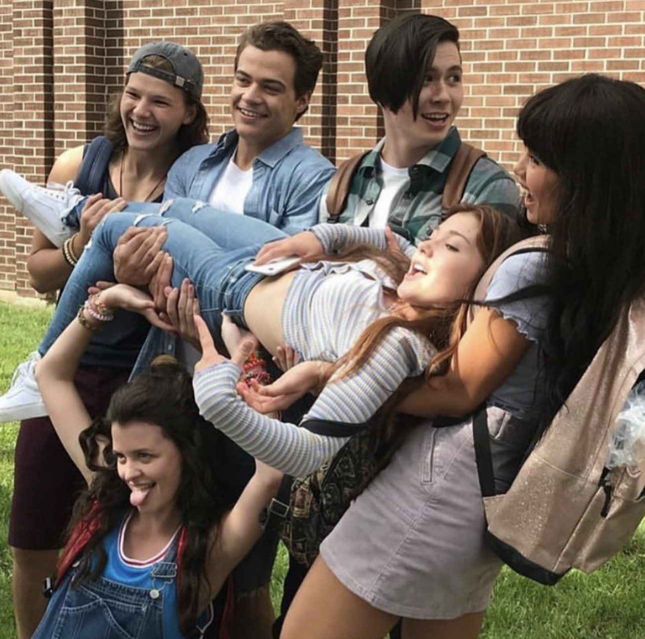 金妮与乔治娅 ginny and georgia tell me the different definitions