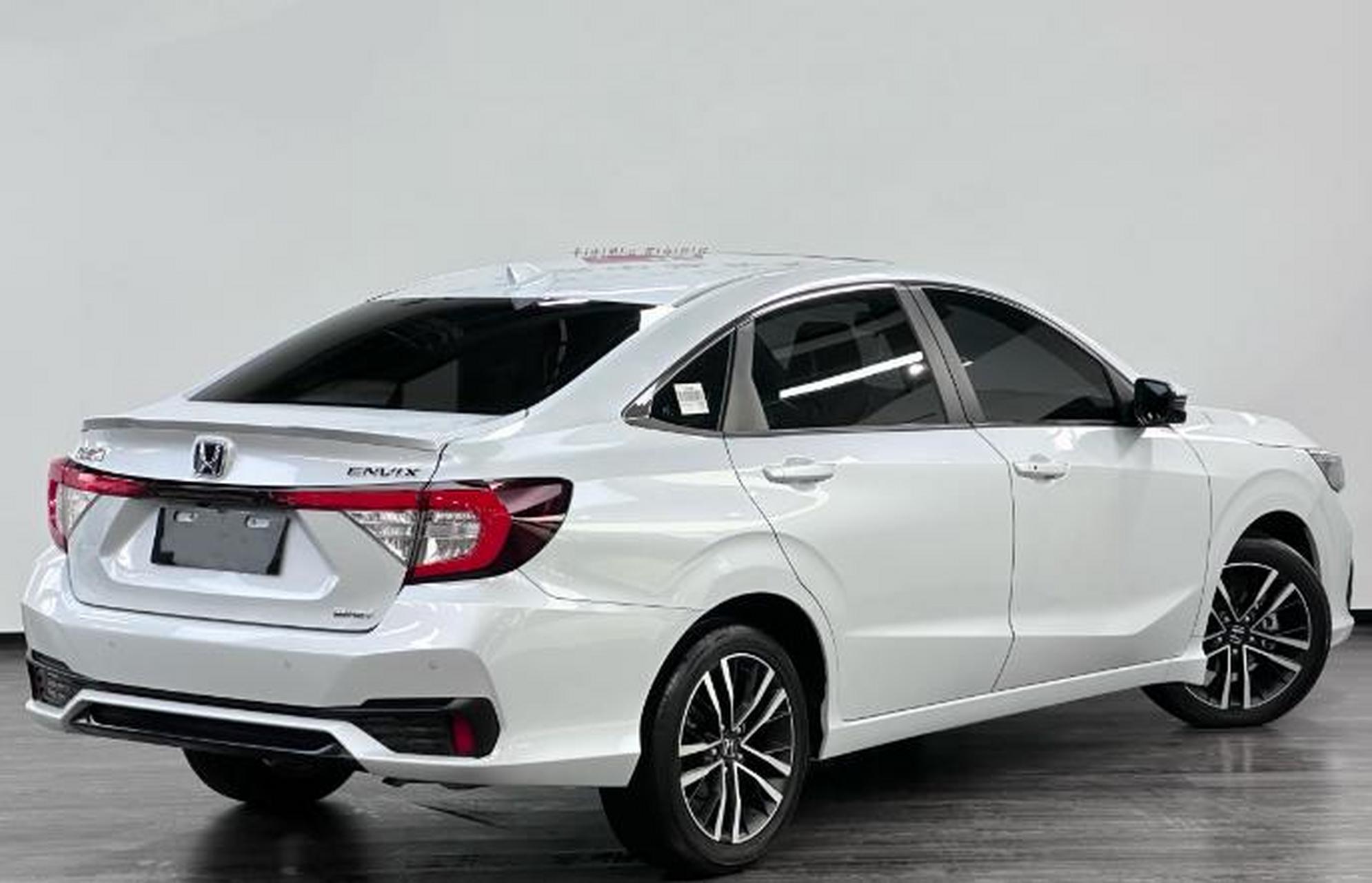 本田凌派享域混动净耀版 售价:12.