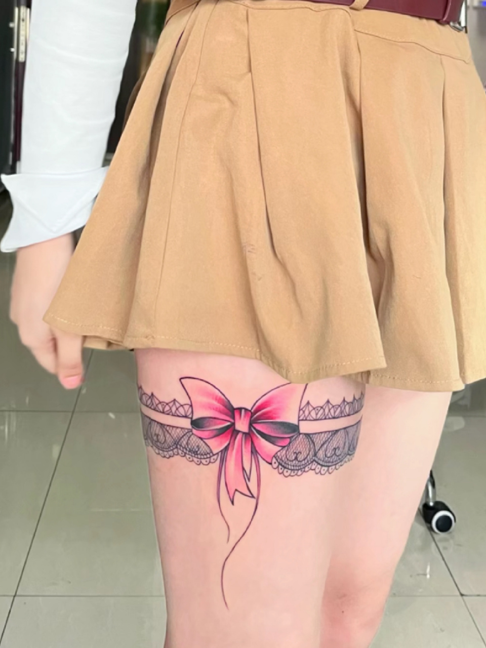 腿环纹身 女生腿环纹身