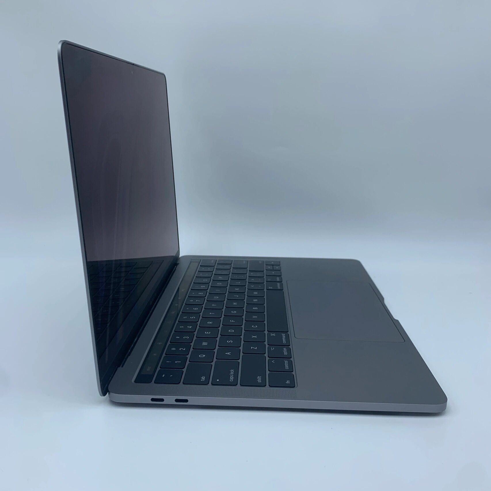 95新苹果 17年 13寸 macbook pro  深空灰i7