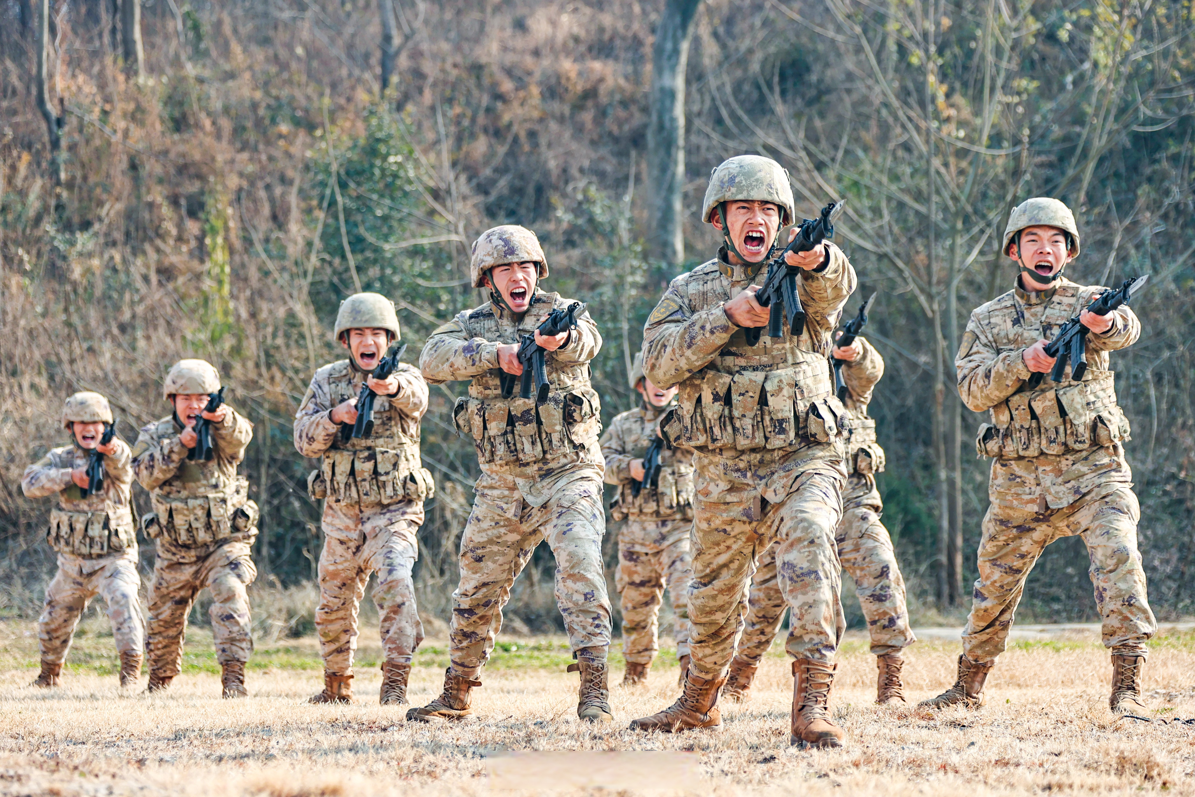 期间,全体官兵进一步提升备战打仗思想认识,掀起练兵备战热潮!