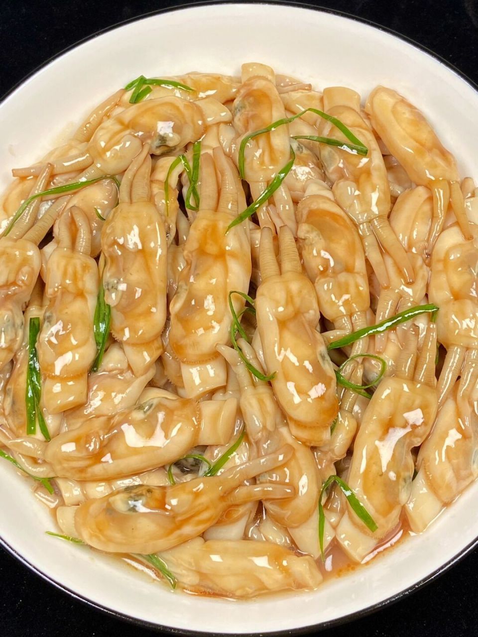 破防了家人们这样做出来的葱油蛏子真的巨香巨好吃!