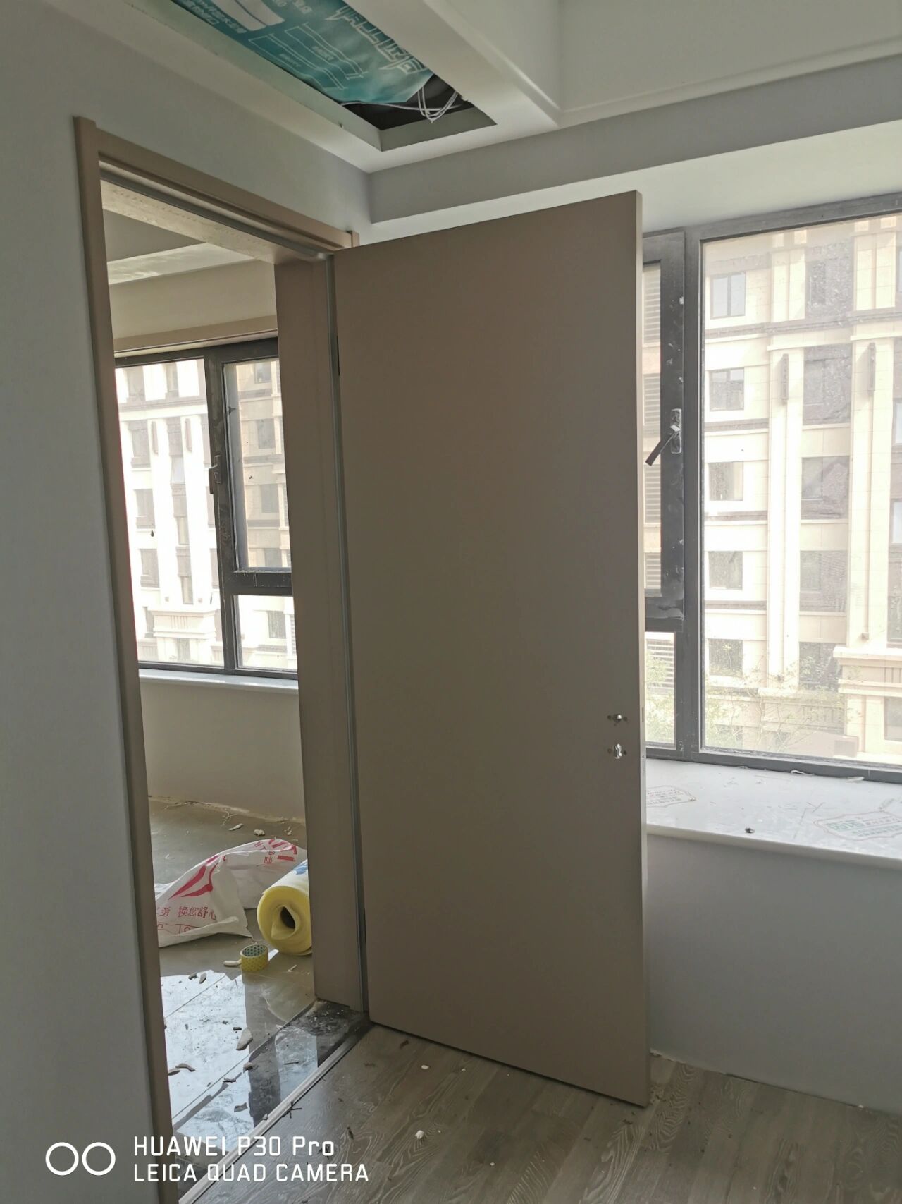 tata木门藕荷色简直不要太美腻 逛家装的时候一眼就看上tata这款藕荷