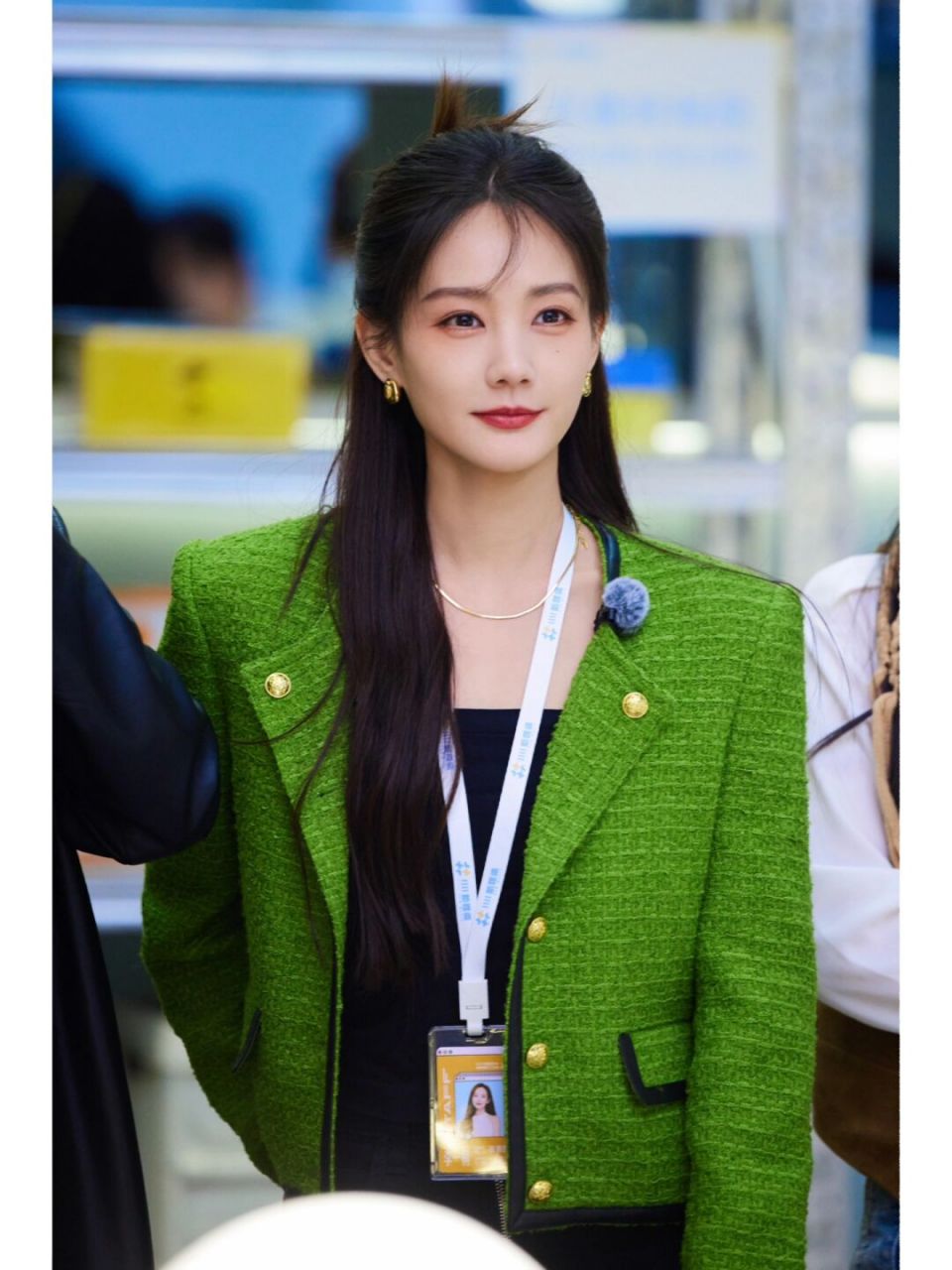 李一桐综艺穿搭合集 她好像美而不自知!