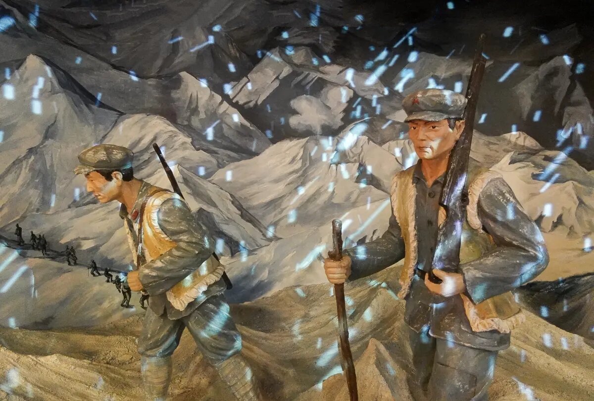 红军翻越夹金山纪念馆 网络名人川渝行:【红军长征翻越夹金山纪念馆】