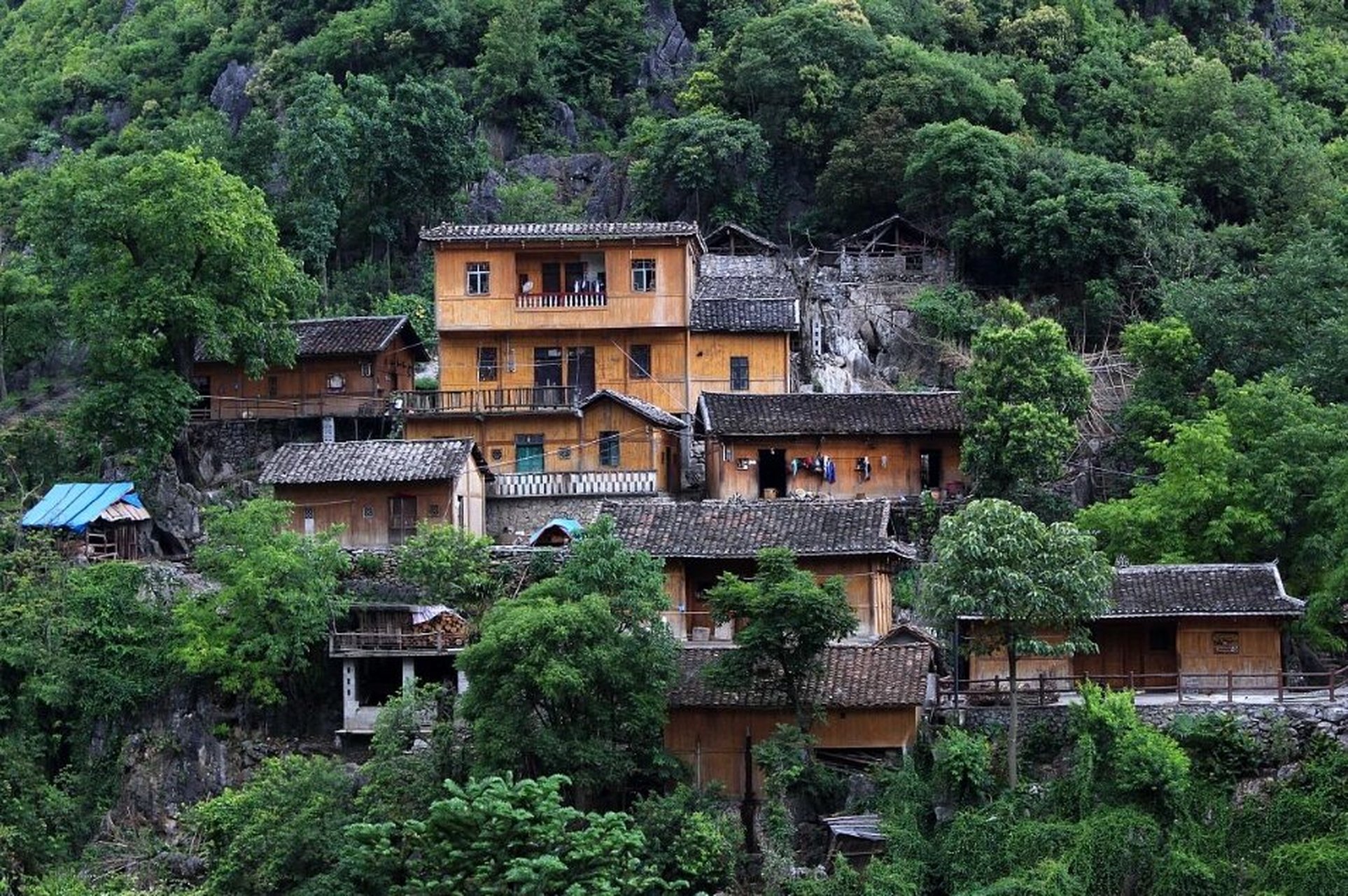 隆林风景 隆林各族自治县 万峰湖 雪莲洞 龙洞大寨 张家寨 平流壮寨